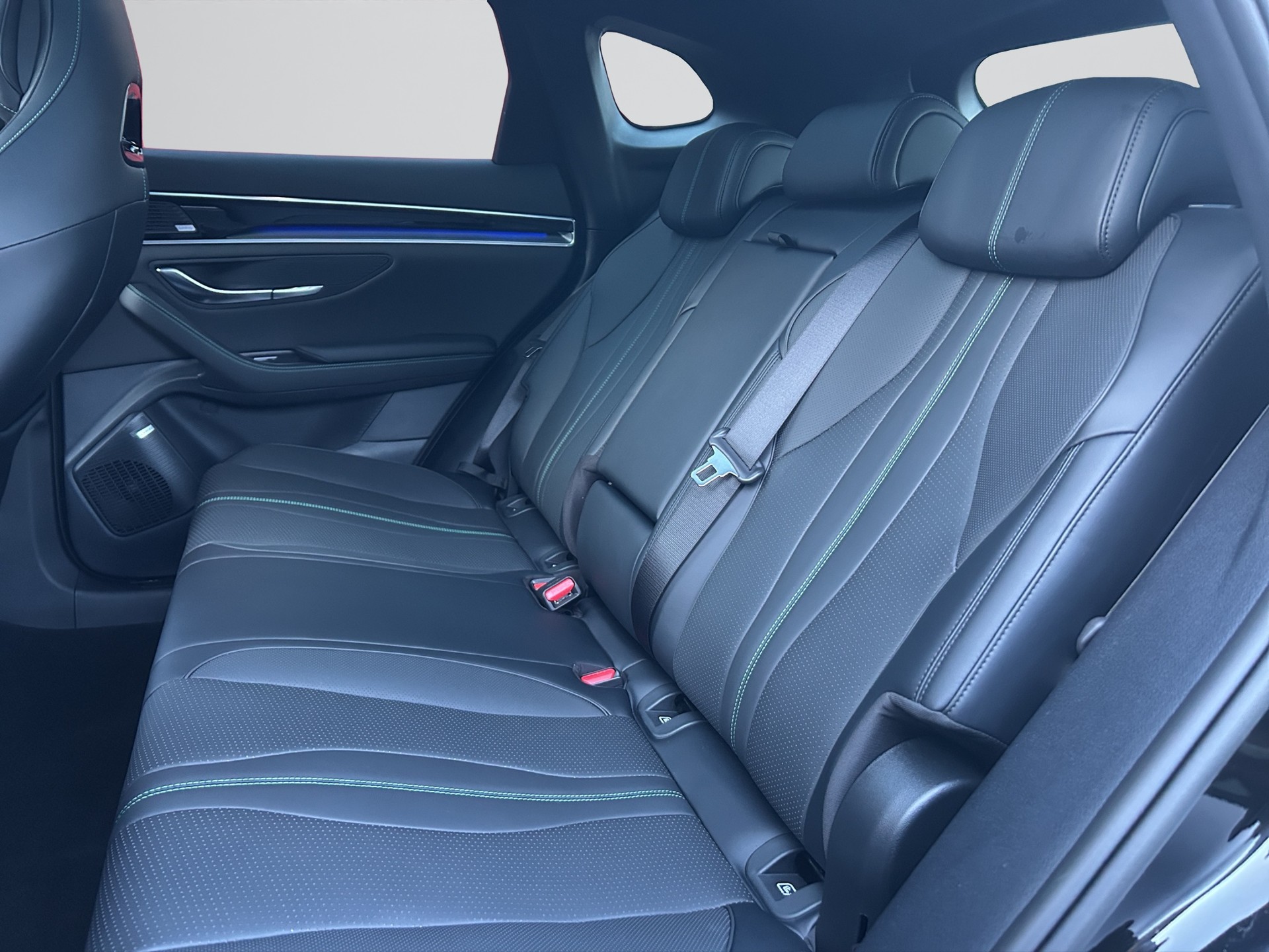 BYD Seal U DM-i Design AWD-image-14