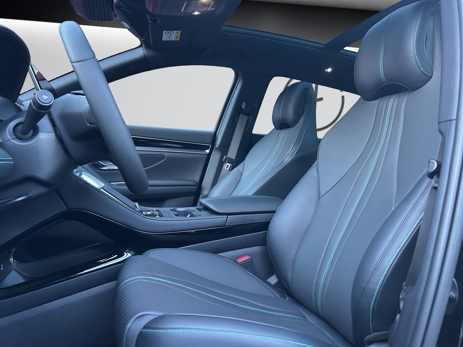 BYD Seal U DM-i Design AWD-image-10