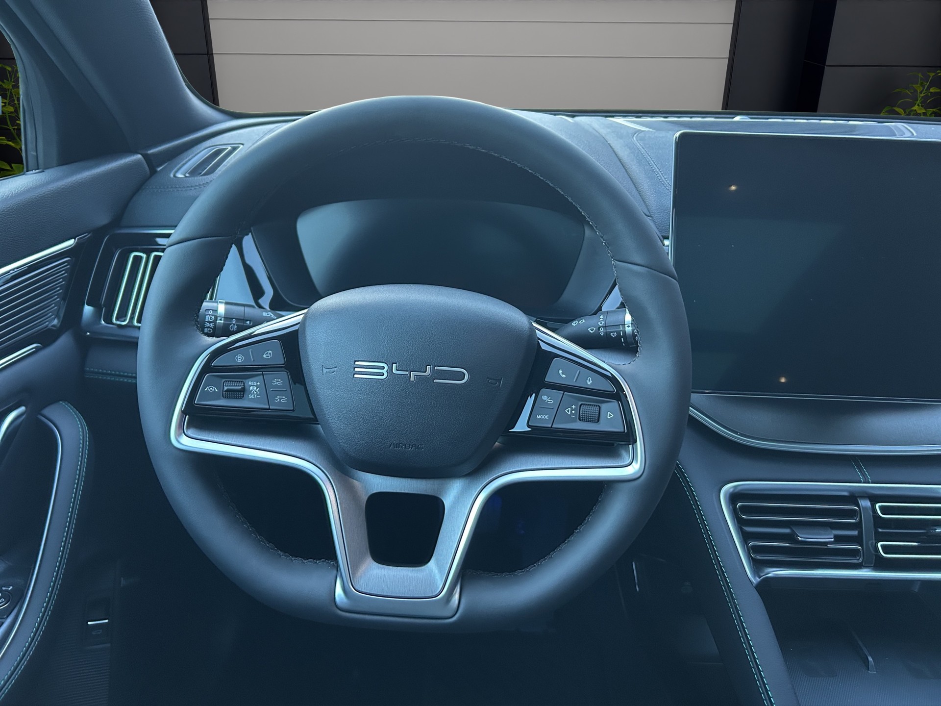 BYD Seal U DM-i Design AWD-image-9