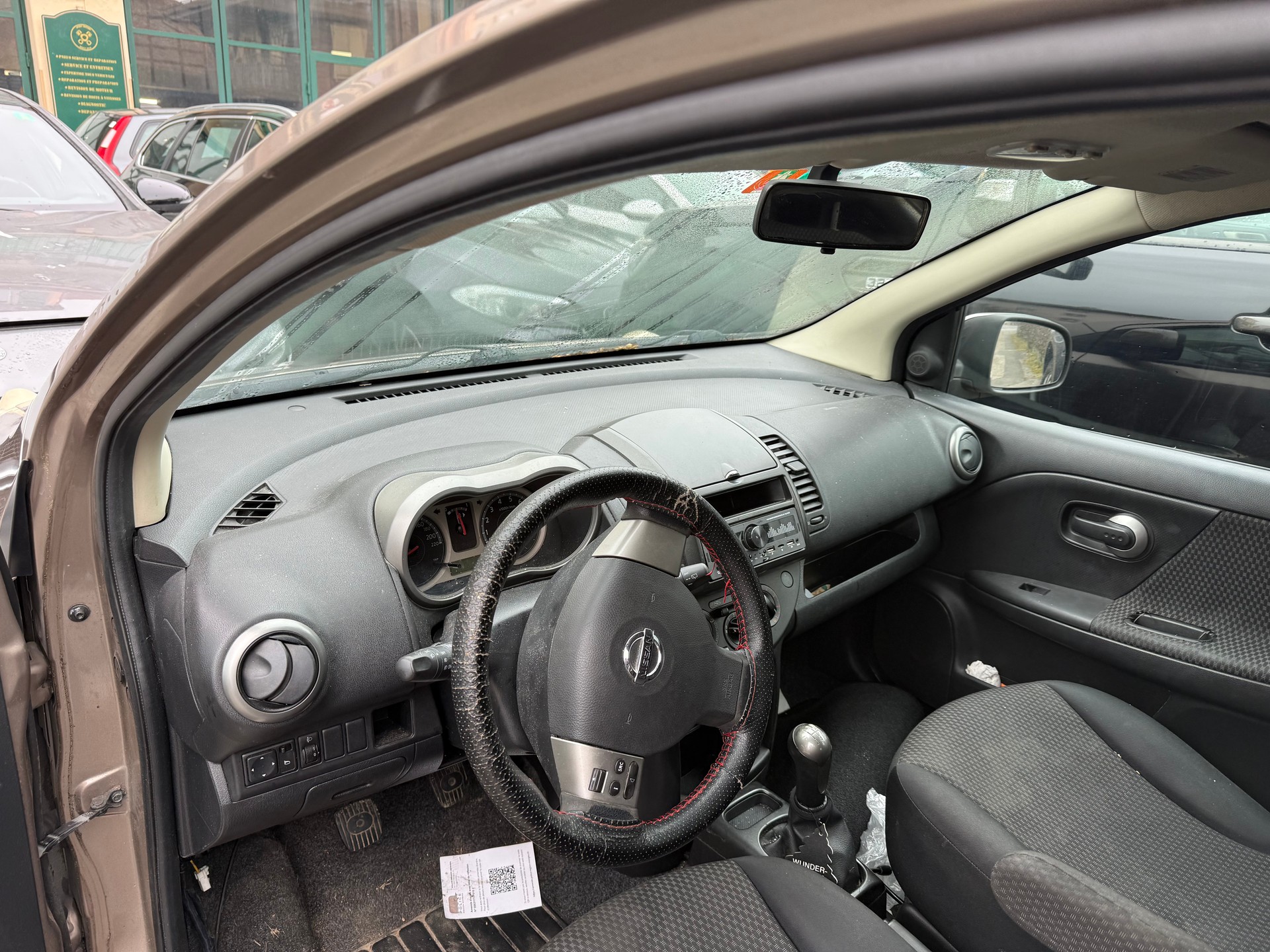 NISSAN Note 1.4 acenta-showroom-element-3