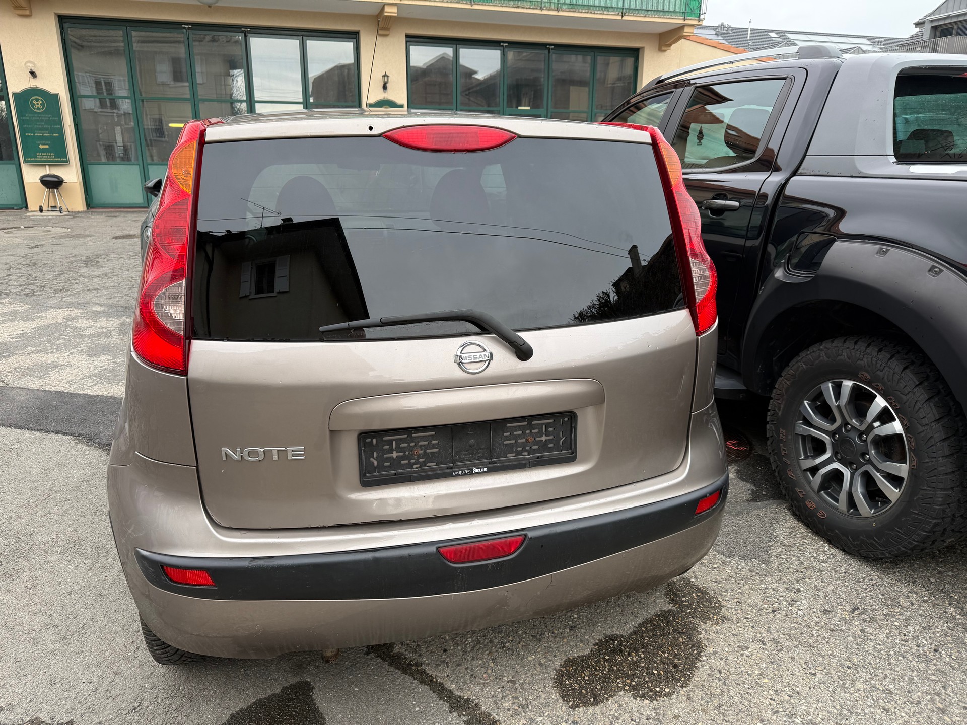 NISSAN Note 1.4 acenta-showroom-element-2