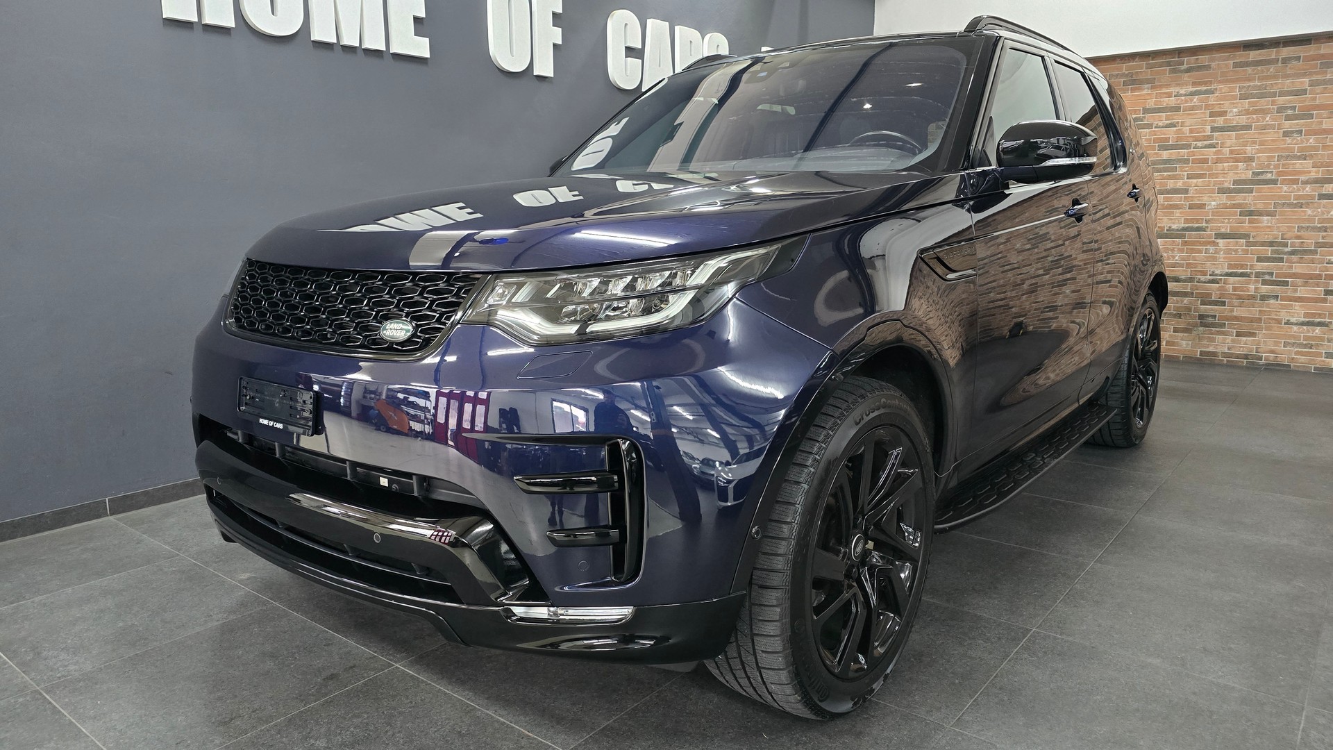LAND ROVER Discovery 3.0 TD6 HSE Luxury Automatic-showroom-element-1