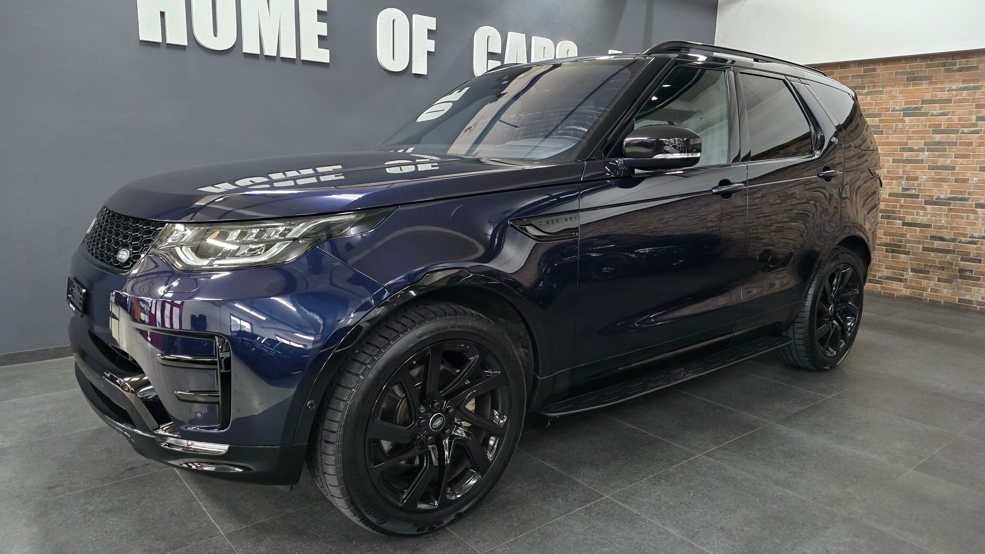 LAND ROVER Discovery 3.0 TD6 HSE Luxury Automatic-showroom-element-3