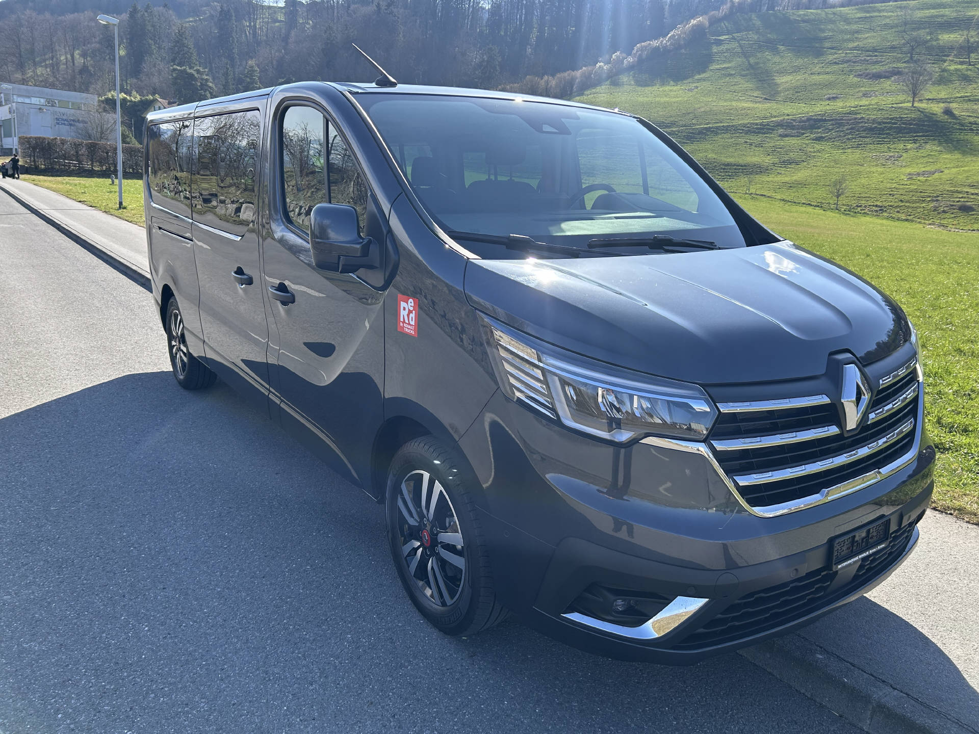RENAULT Trafic L2H1 Kombi 170 PS DSG-showroom-element-1