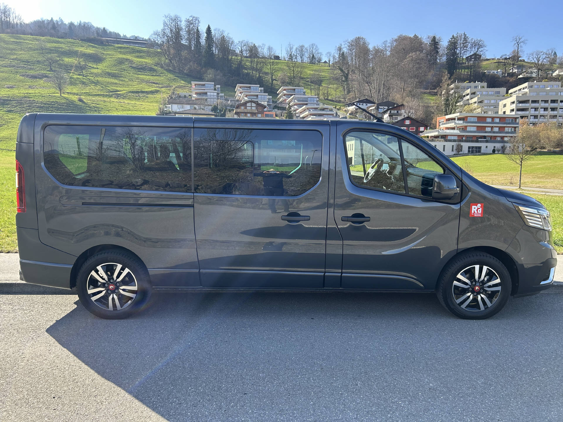 RENAULT Trafic L2H1 Kombi 170 PS DSG-image-5
