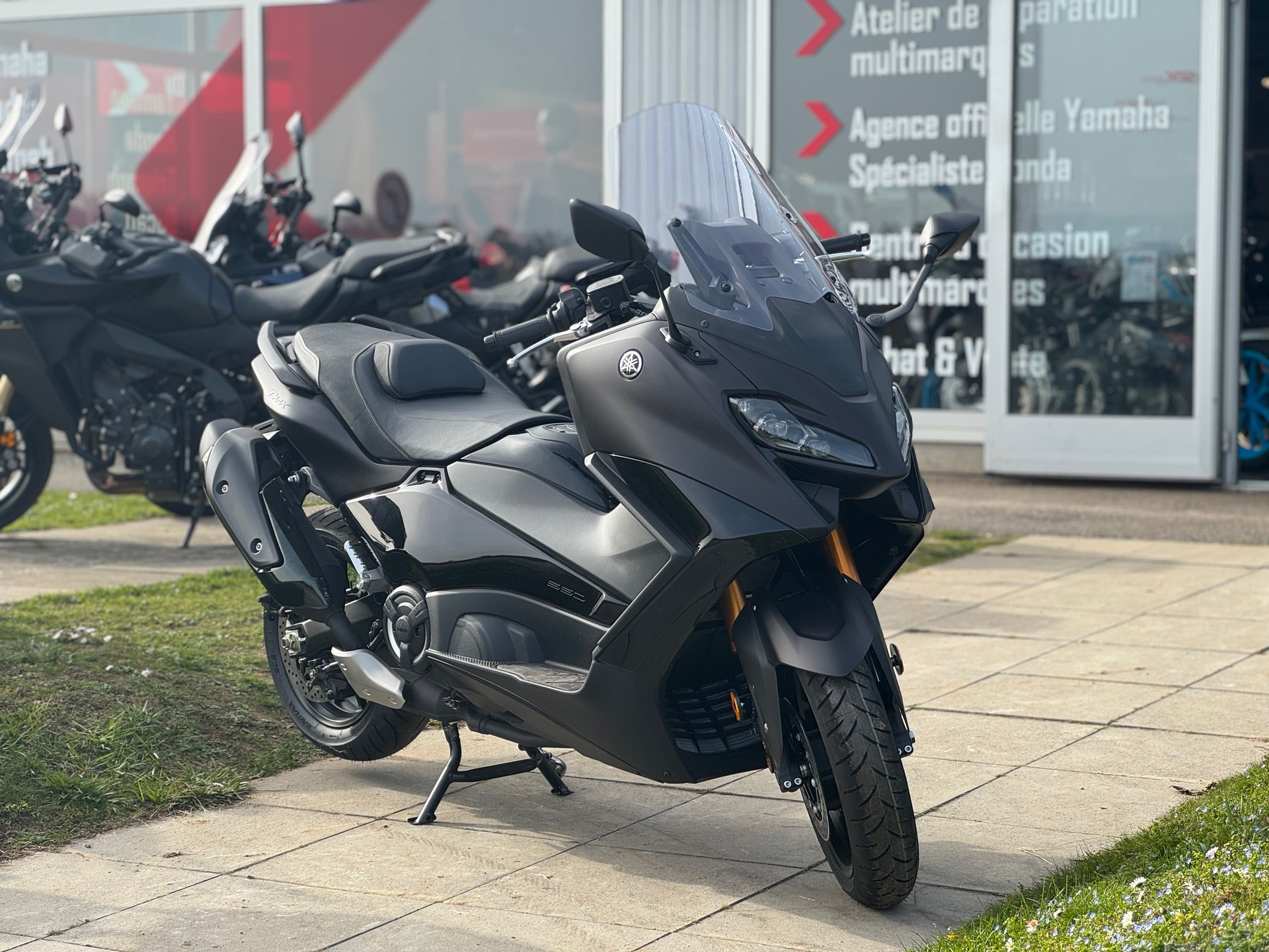 YAMAHA T-MAX Tech-Max XP 560-image-5