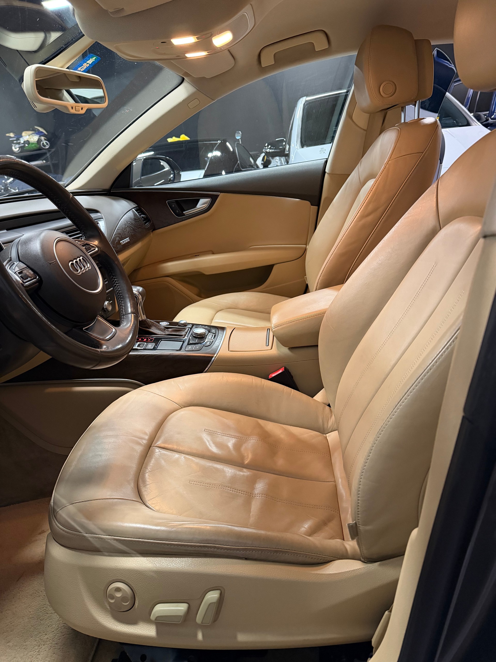 AUDI A7 Sportback 3.0 TDI quattro S-tronic-image-10
