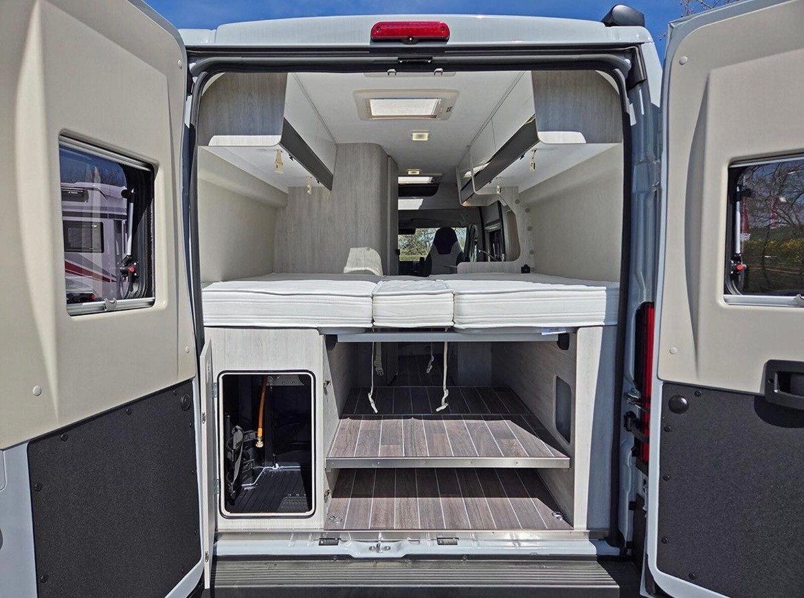 ROLLER TEAM Livingstone GO Duo "Solar" 2,2 HDi 8-Gang-Automat mit Abstandsregeltempomat auf Citroen Jumper/ Fiat Ducato Basis-image-12