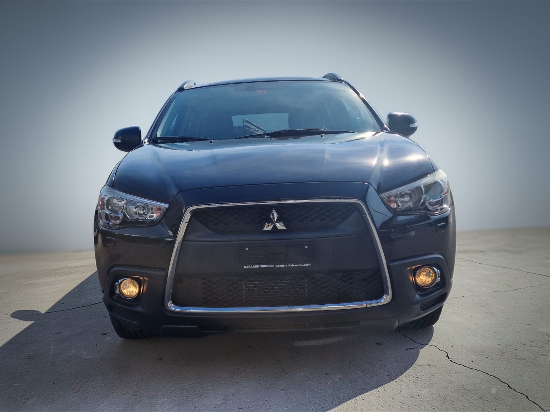 MITSUBISHI ASX 1.8 DID SuperJubilé 4WD 1.Hand 12Mt Gara MFK Neu-showroom-element-3