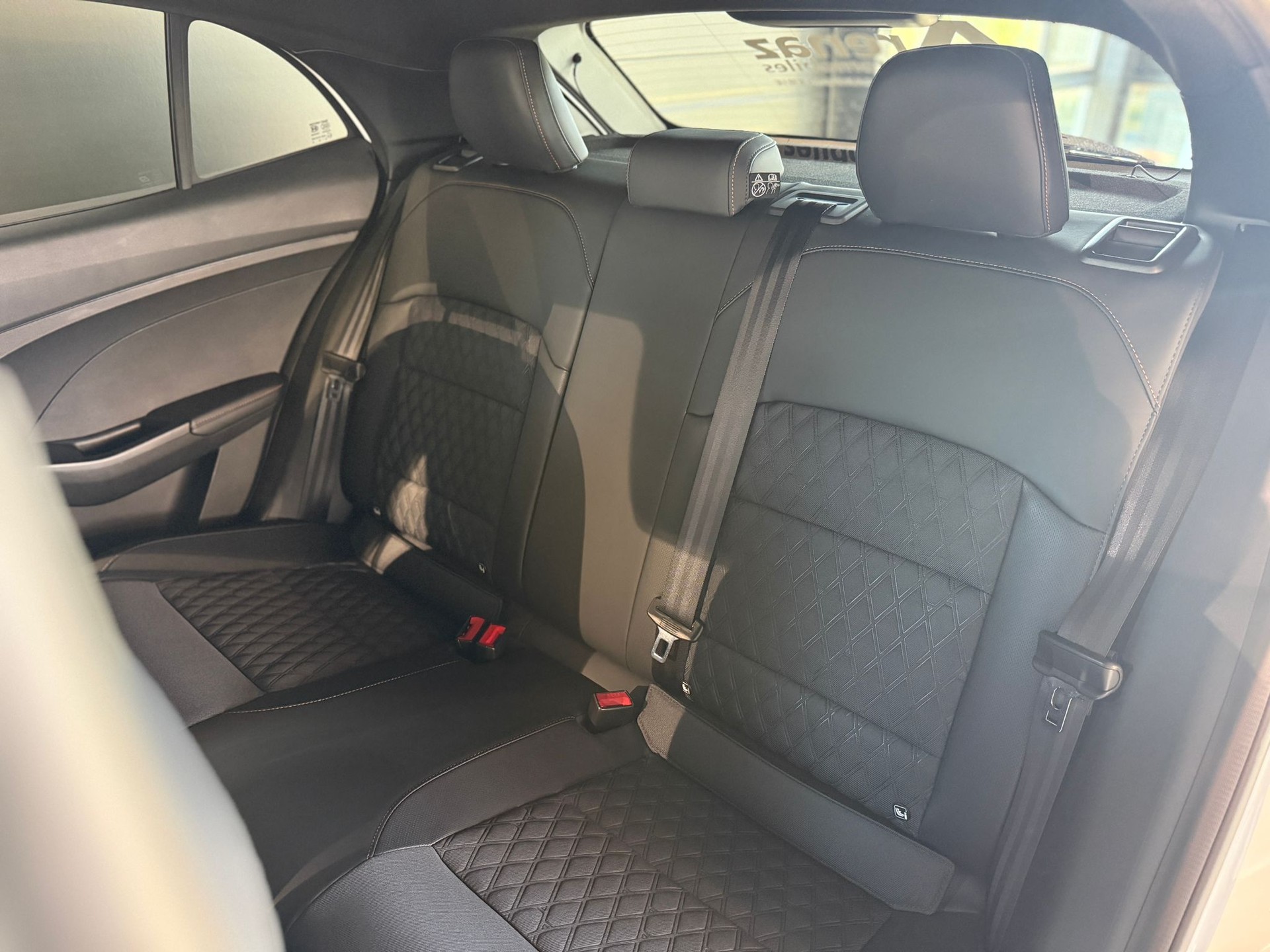 MG 3 1.5 Hybrid Luxury Aut.-image-4