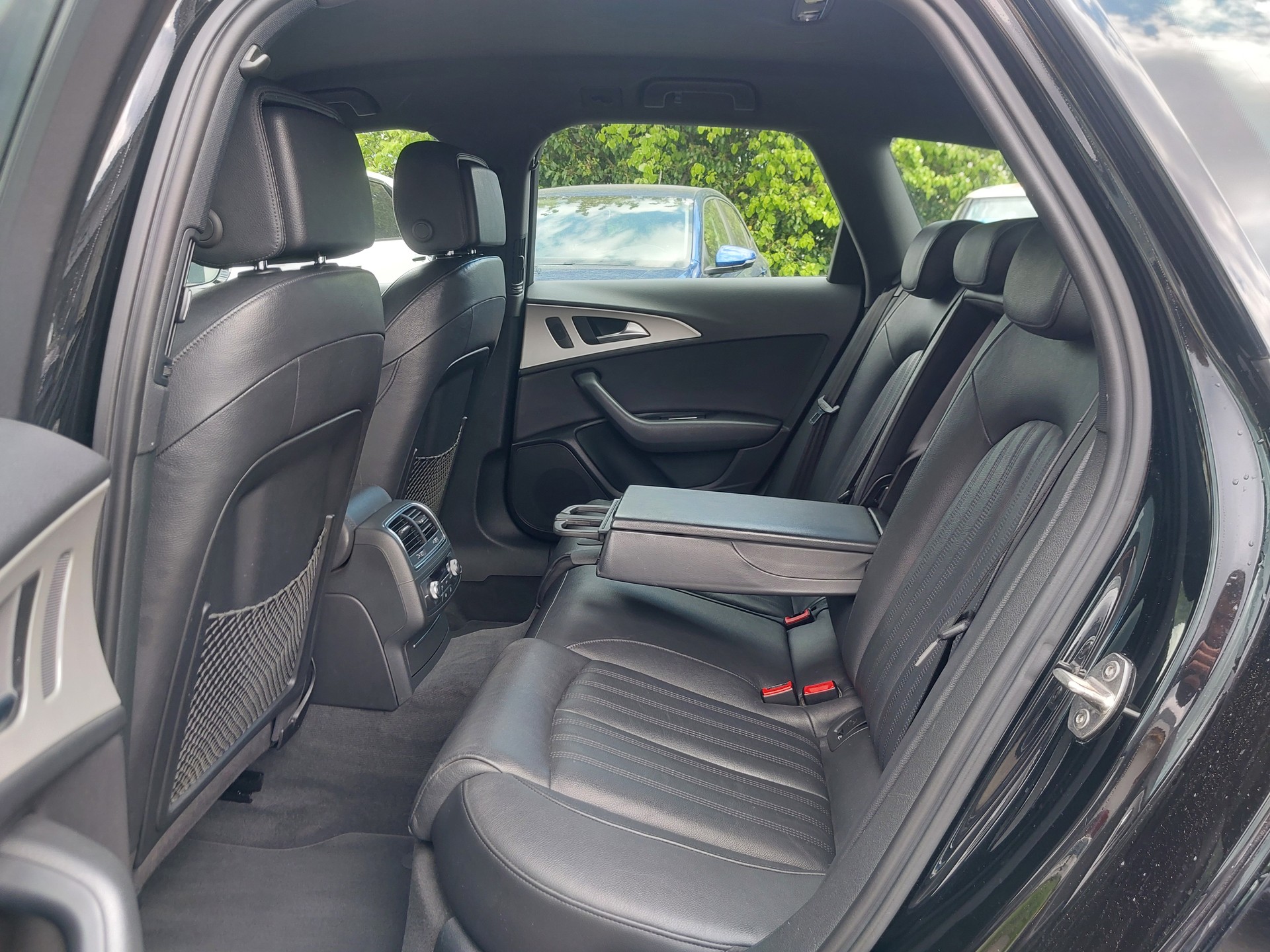 AUDI A6 Avant 3.0 TDI V6 quattro S-tronic-image-7