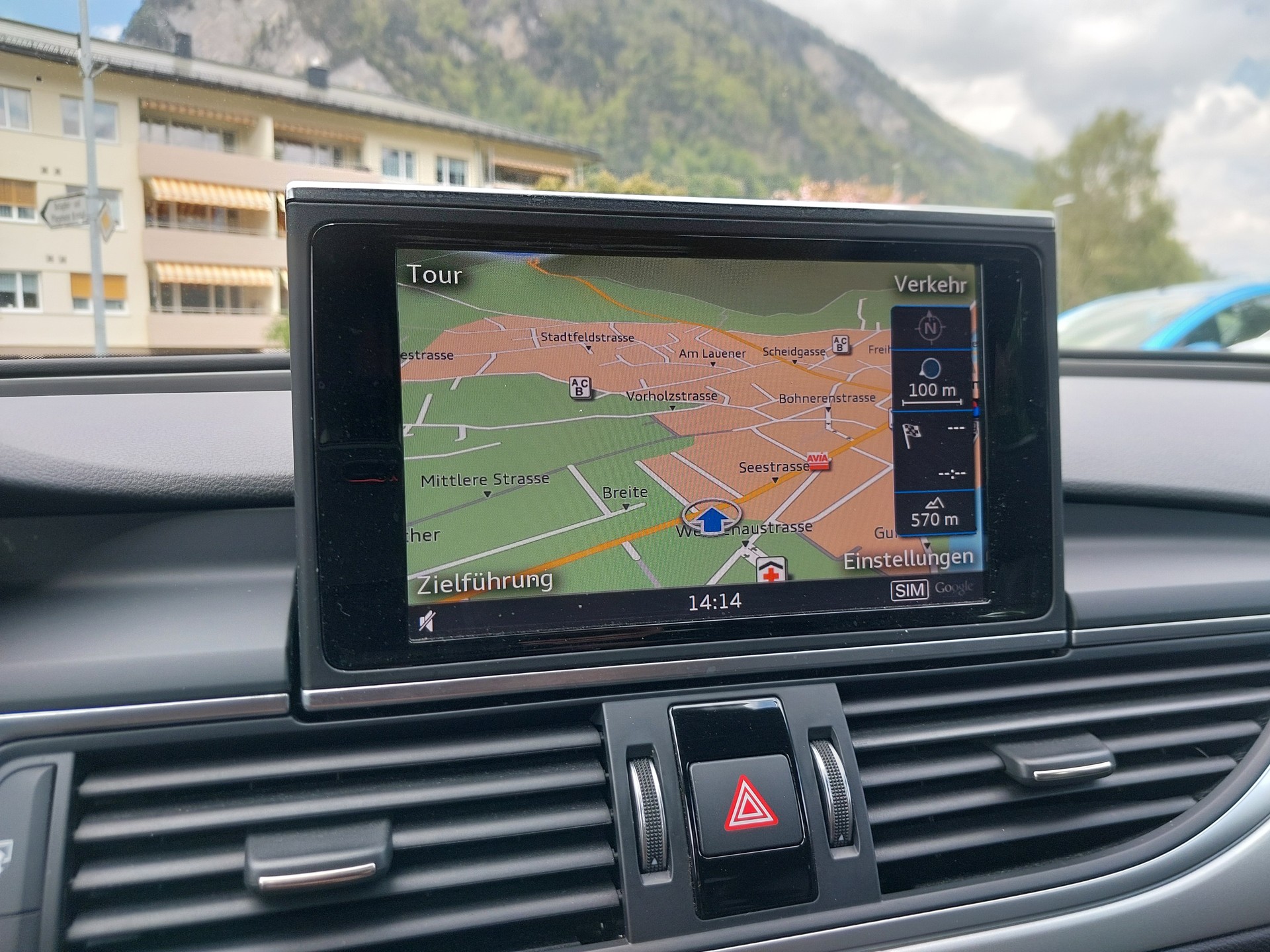 AUDI A6 Avant 3.0 TDI V6 quattro S-tronic-image-13