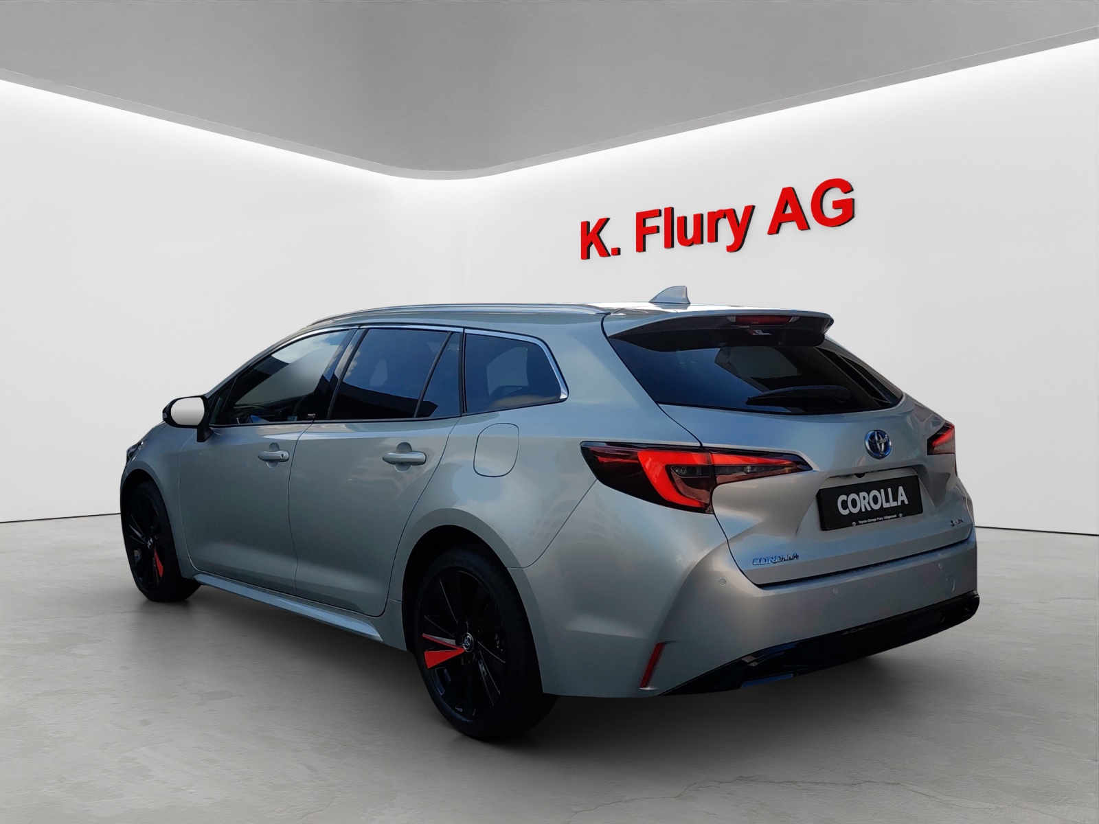 TOYOTA Corolla Touring Sports 2.0 HSD Swiss Edition-image-2