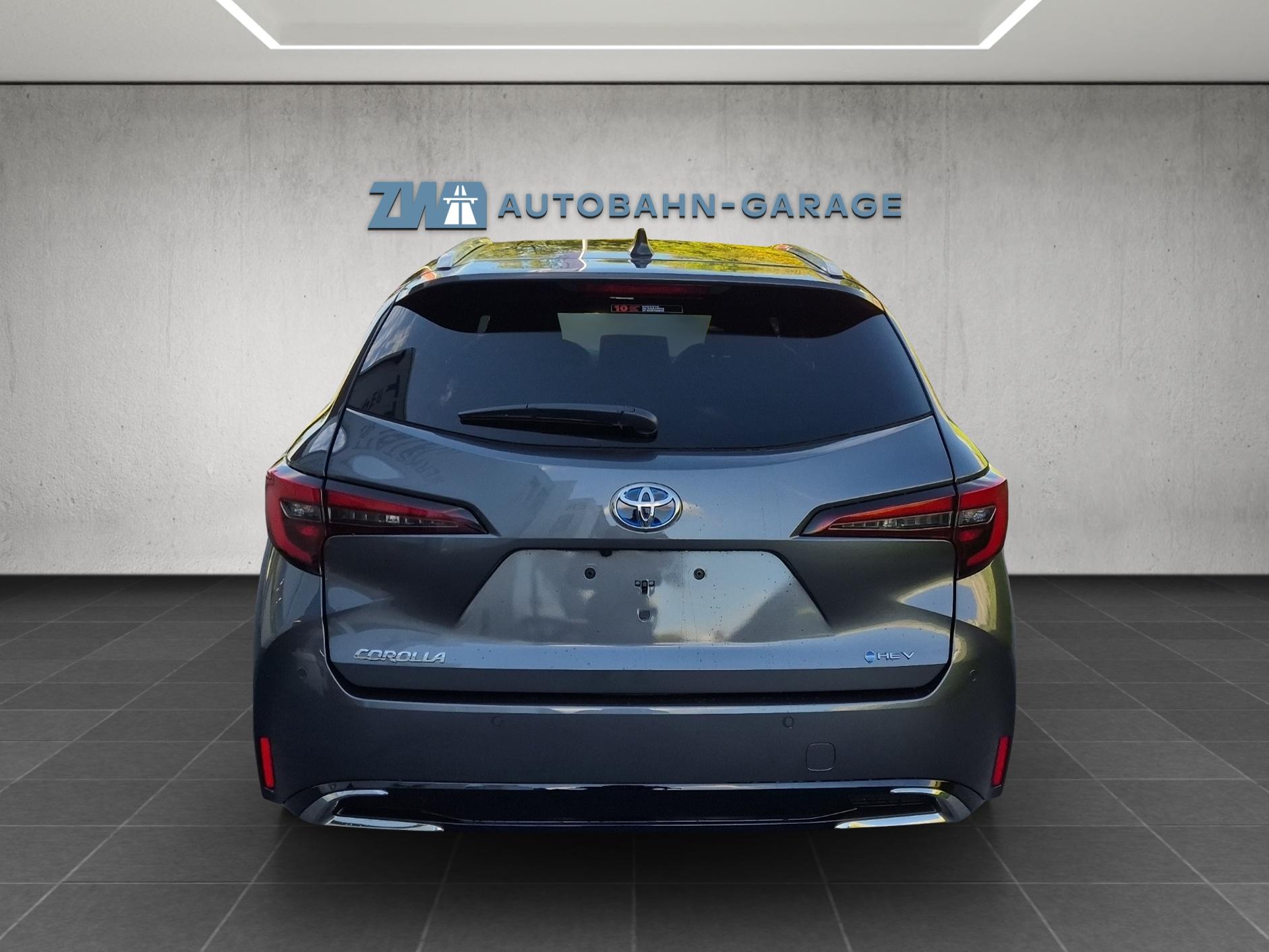 TOYOTA Corolla Touring Sports 2.0 HSD Trend-image-3