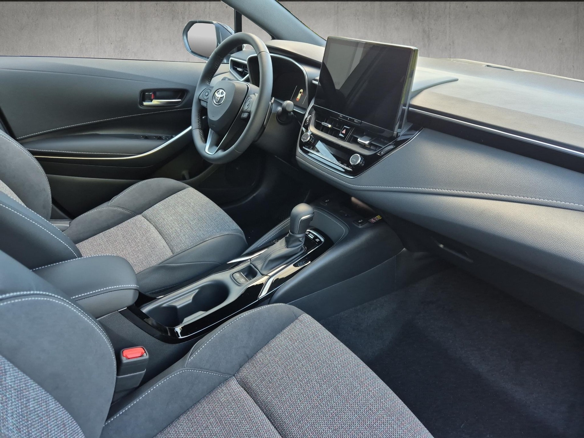 TOYOTA Corolla Touring Sports 2.0 HSD Trend-image-11