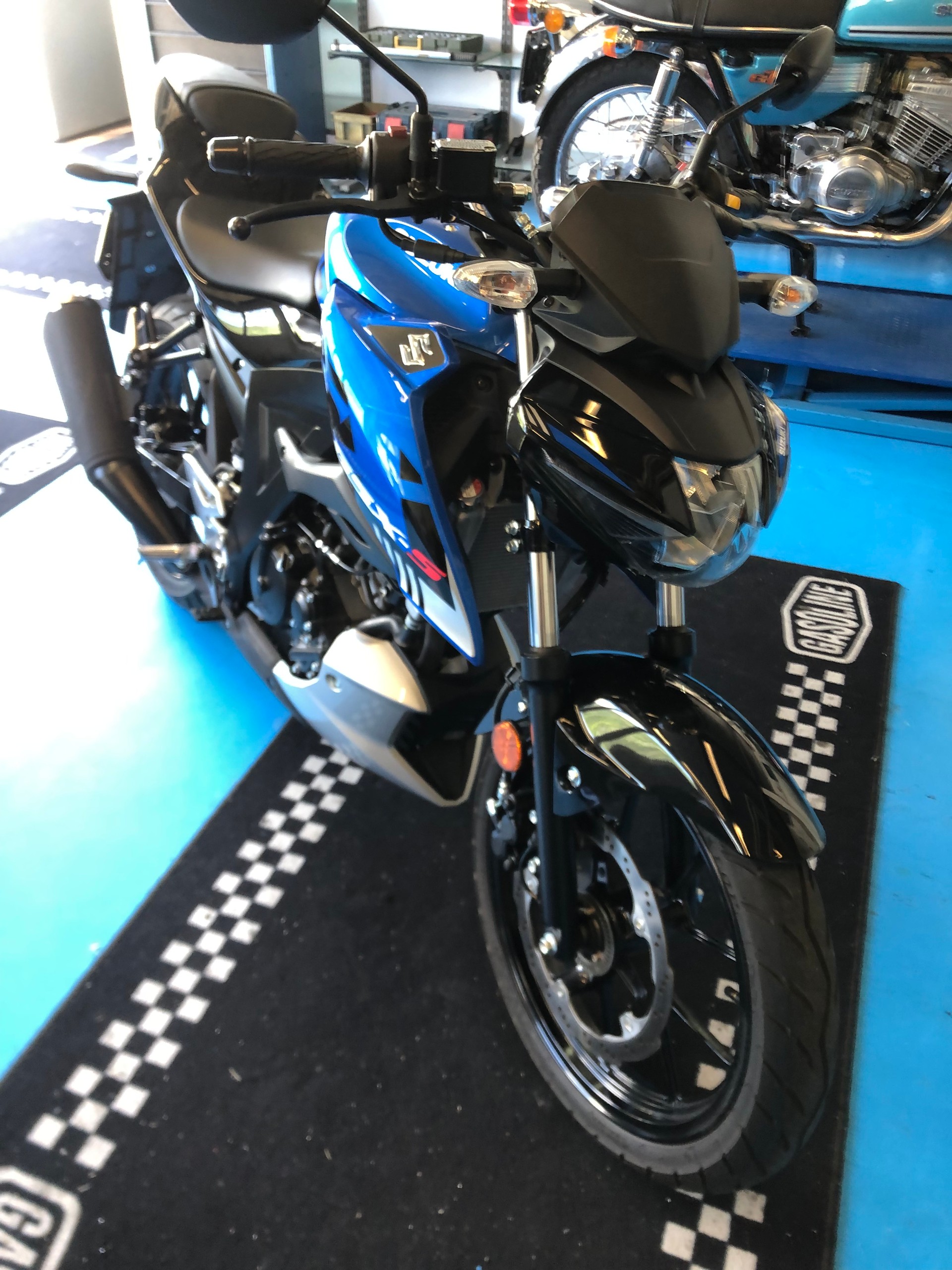 SUZUKI GSX-S 125-image-2