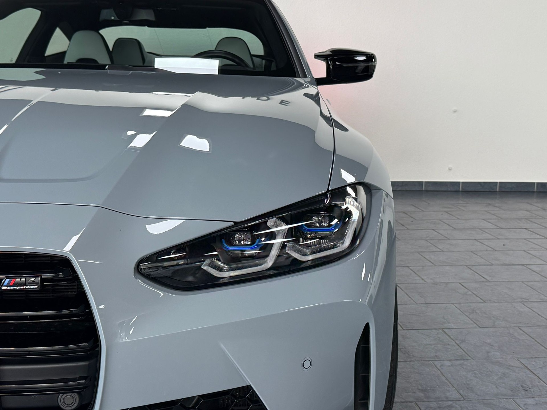 BMW M4 Coupé Competition M xDrive-image-10