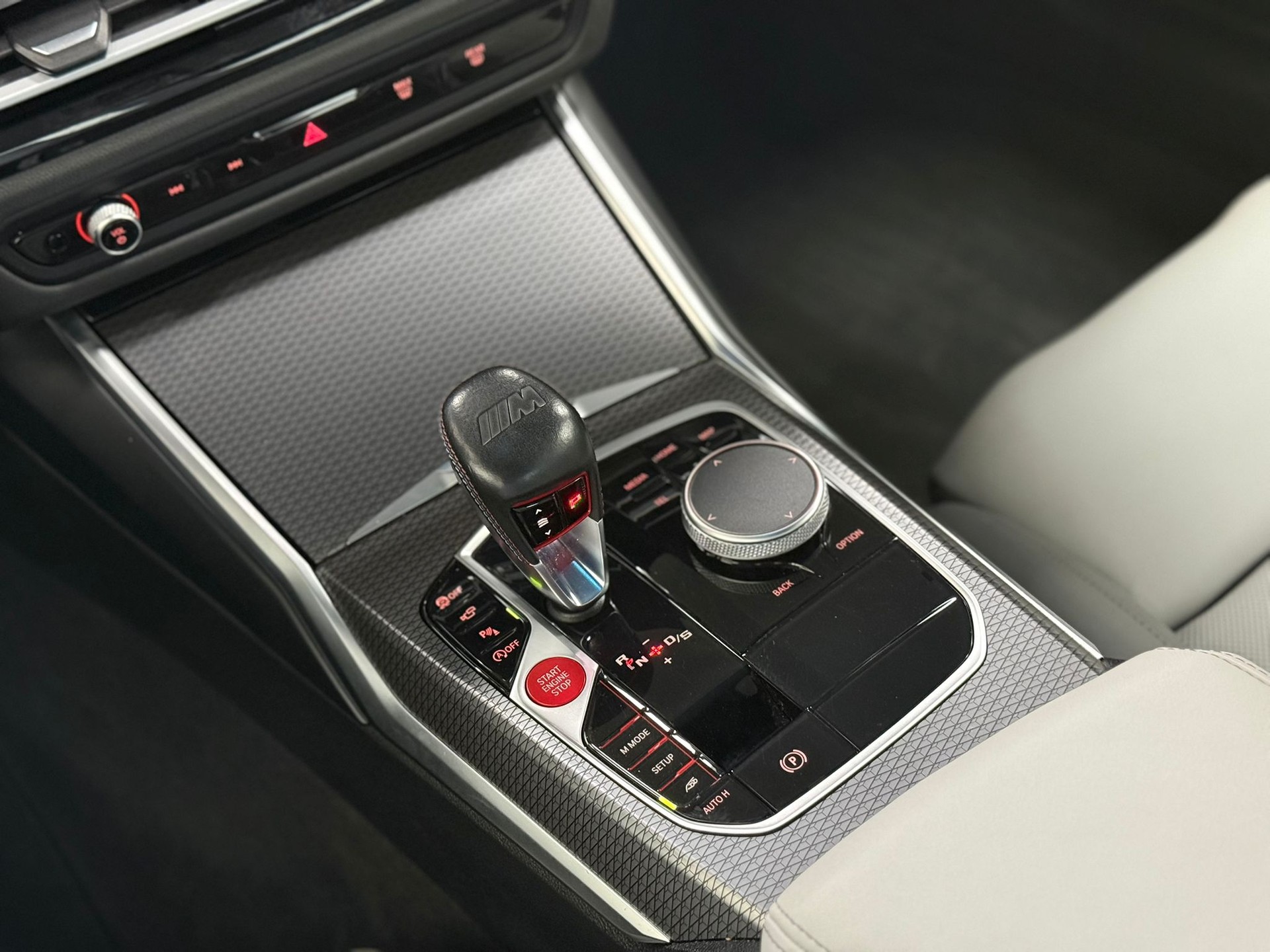 BMW M4 Coupé Competition M xDrive-image-23