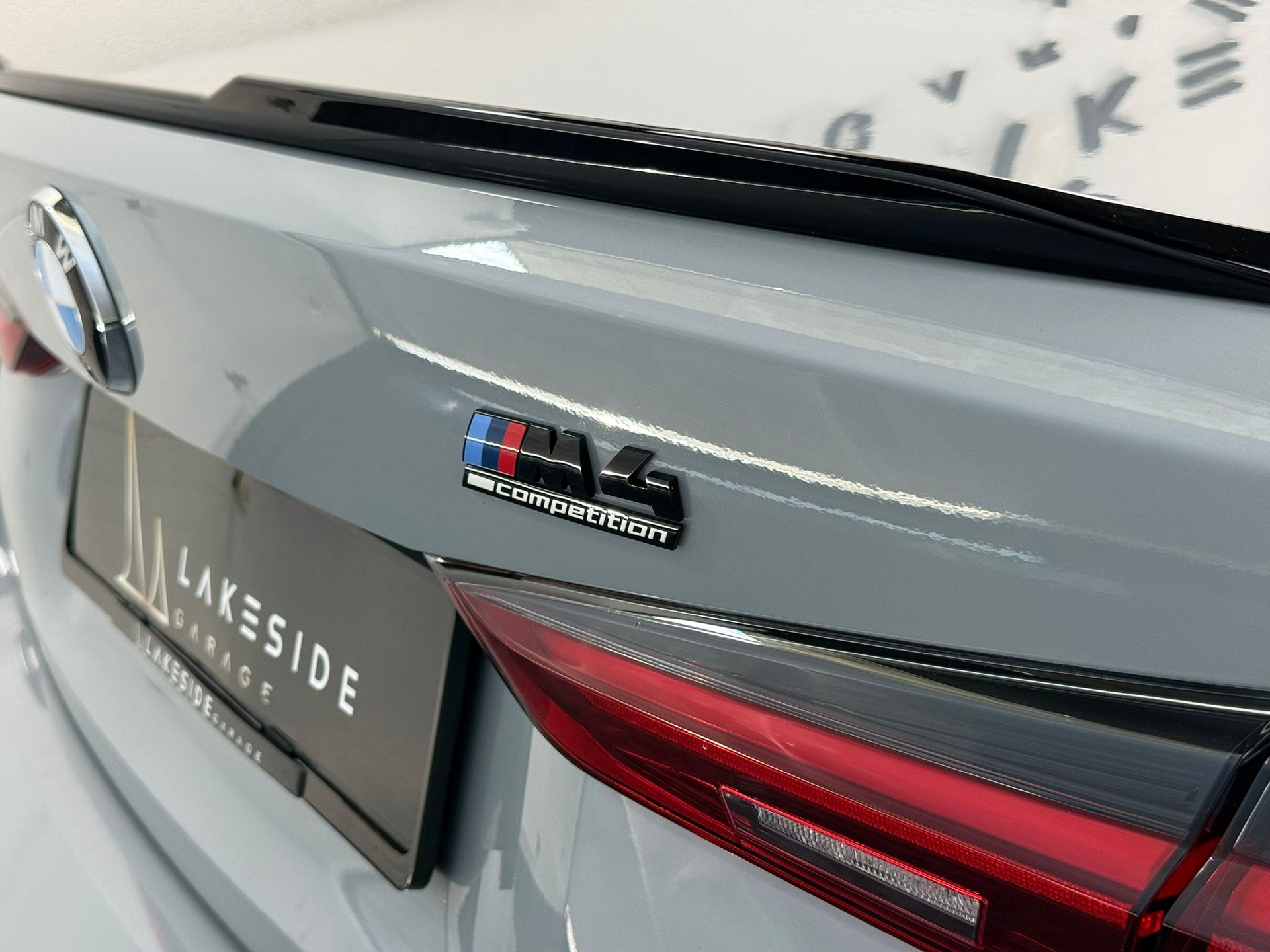 BMW M4 Coupé Competition M xDrive-image-6