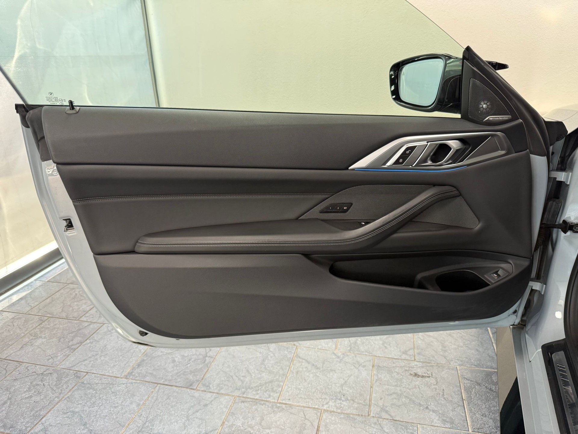 BMW M4 Coupé Competition M xDrive-image-12