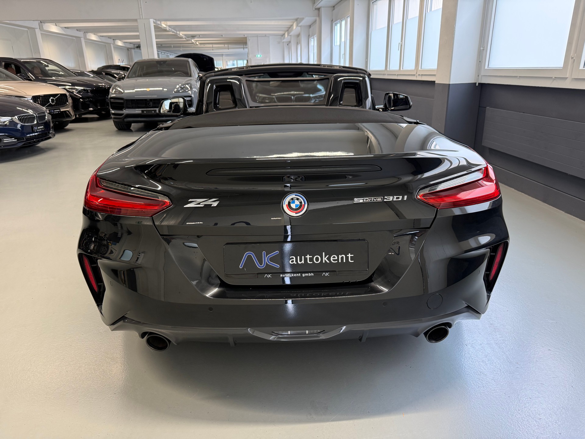 BMW Z4 sDrive 30i M Sport Steptronic-image-4