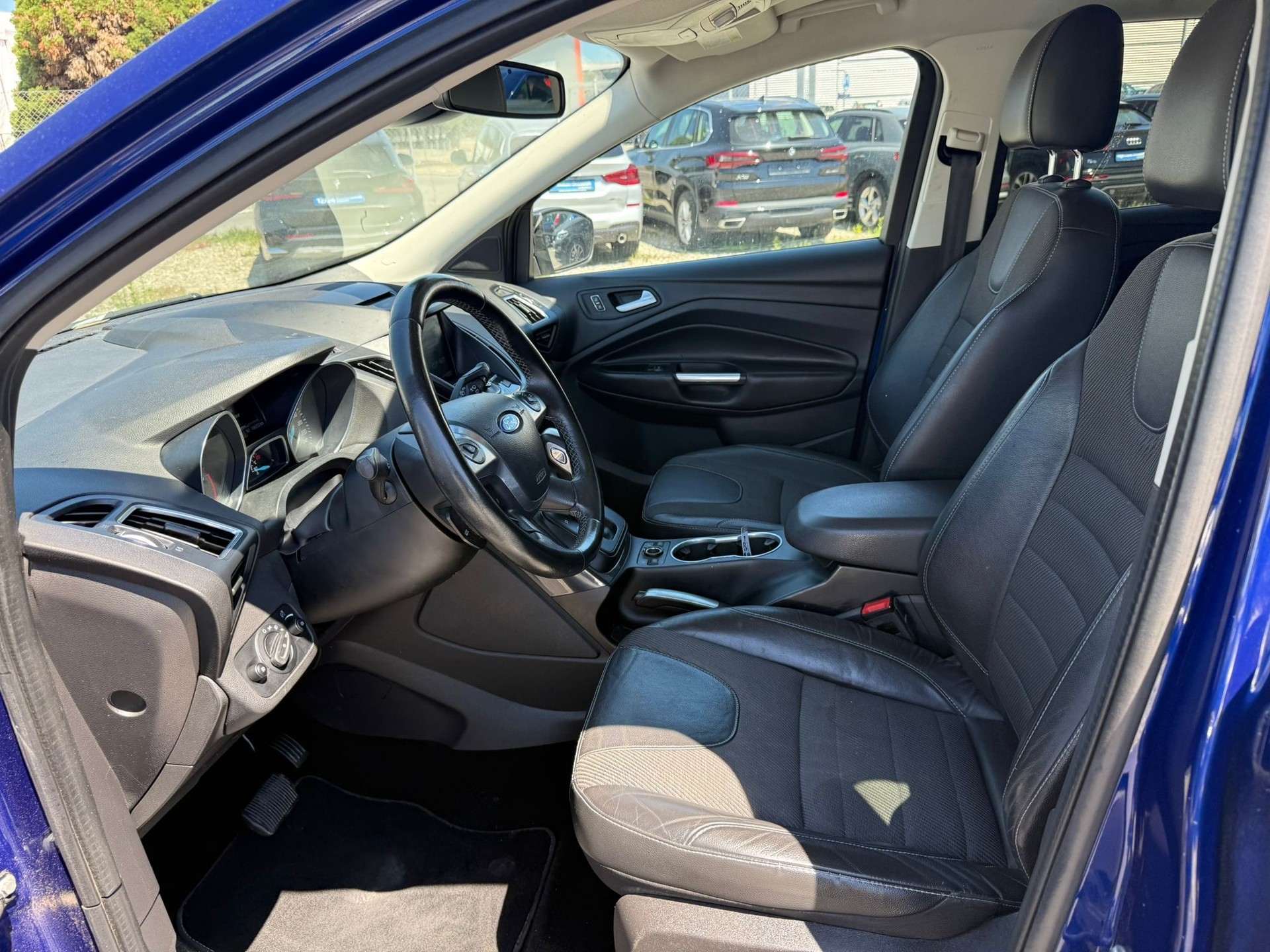 FORD Kuga 2.0 TDCi Titanium 4WD PowerShift-image-6