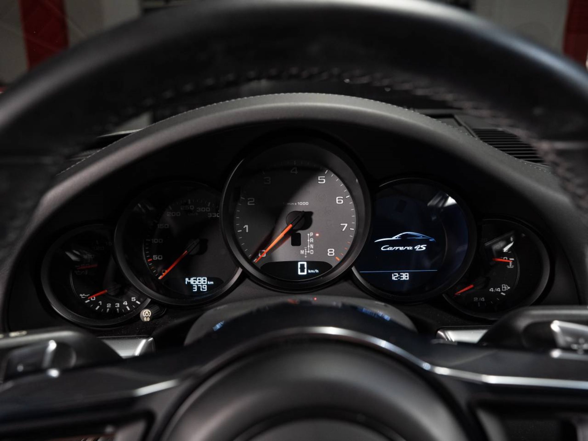 PORSCHE 911 Carrera 4S-image-11
