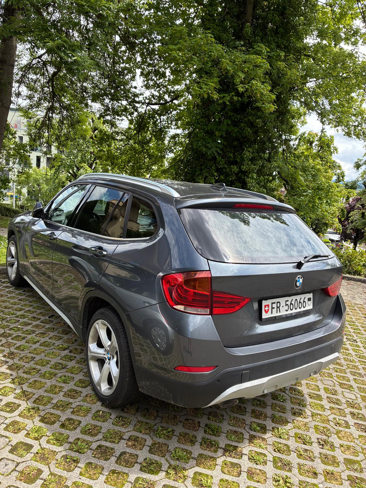 BMW X1 sDrive 18d xLine Steptronic-image-2