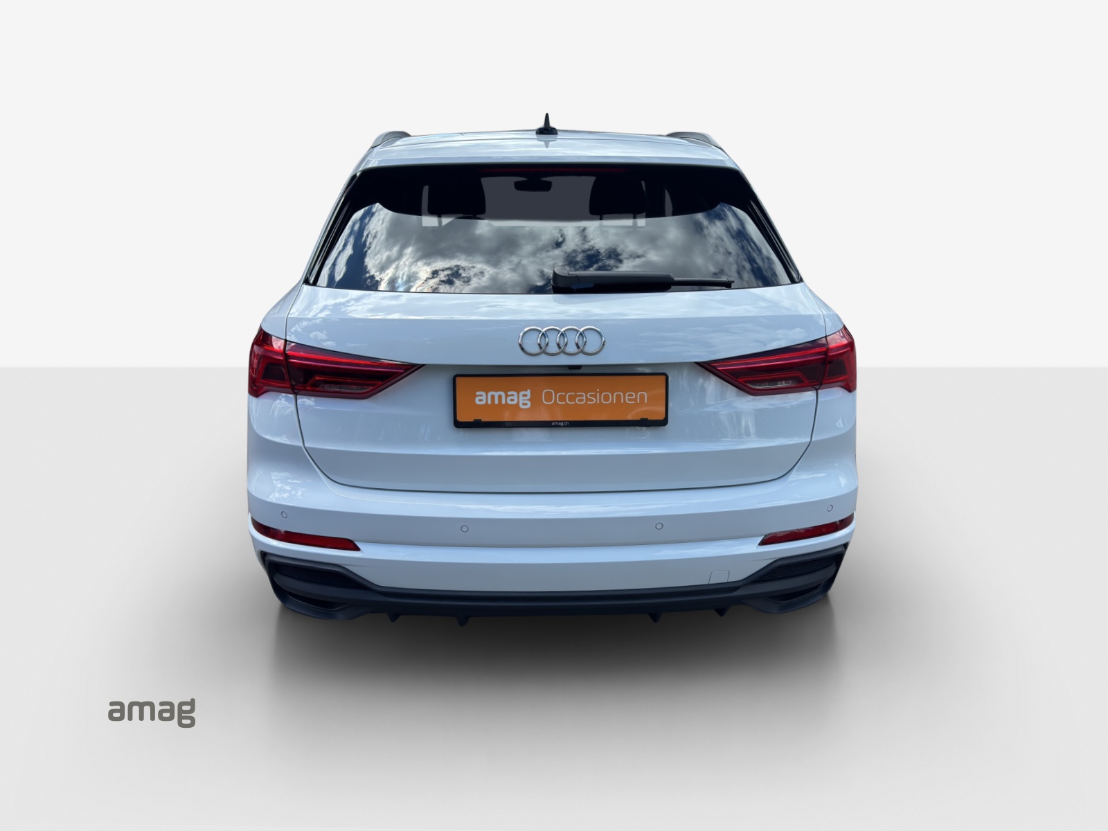AUDI Q3 Sportback 35 TFSI S line Attraction S-tronic-showroom-element-3