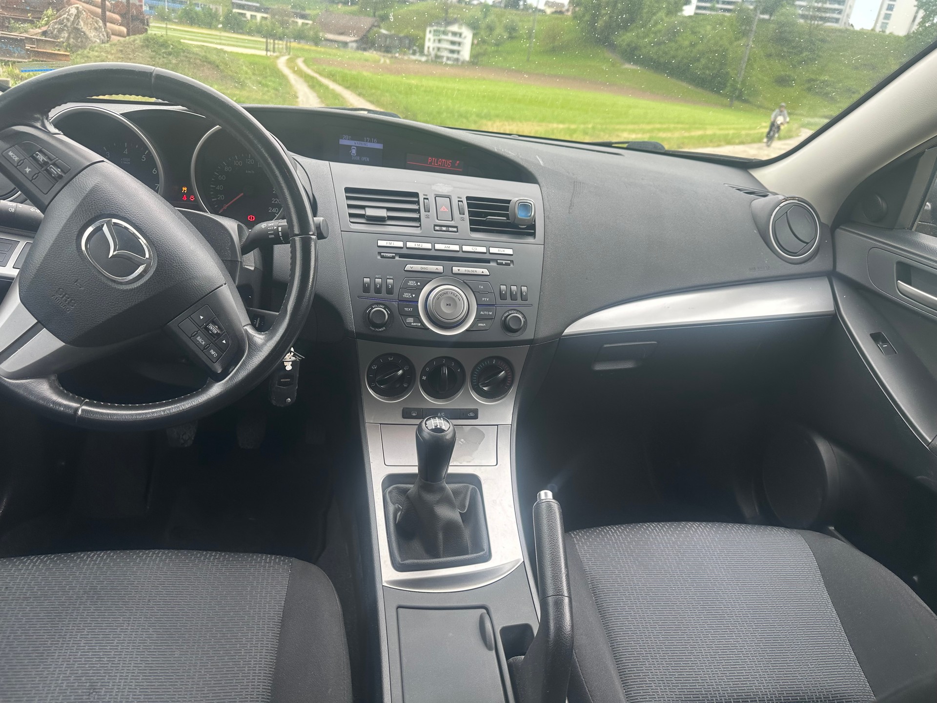 MAZDA 3 1.6 16V Confort-image-10