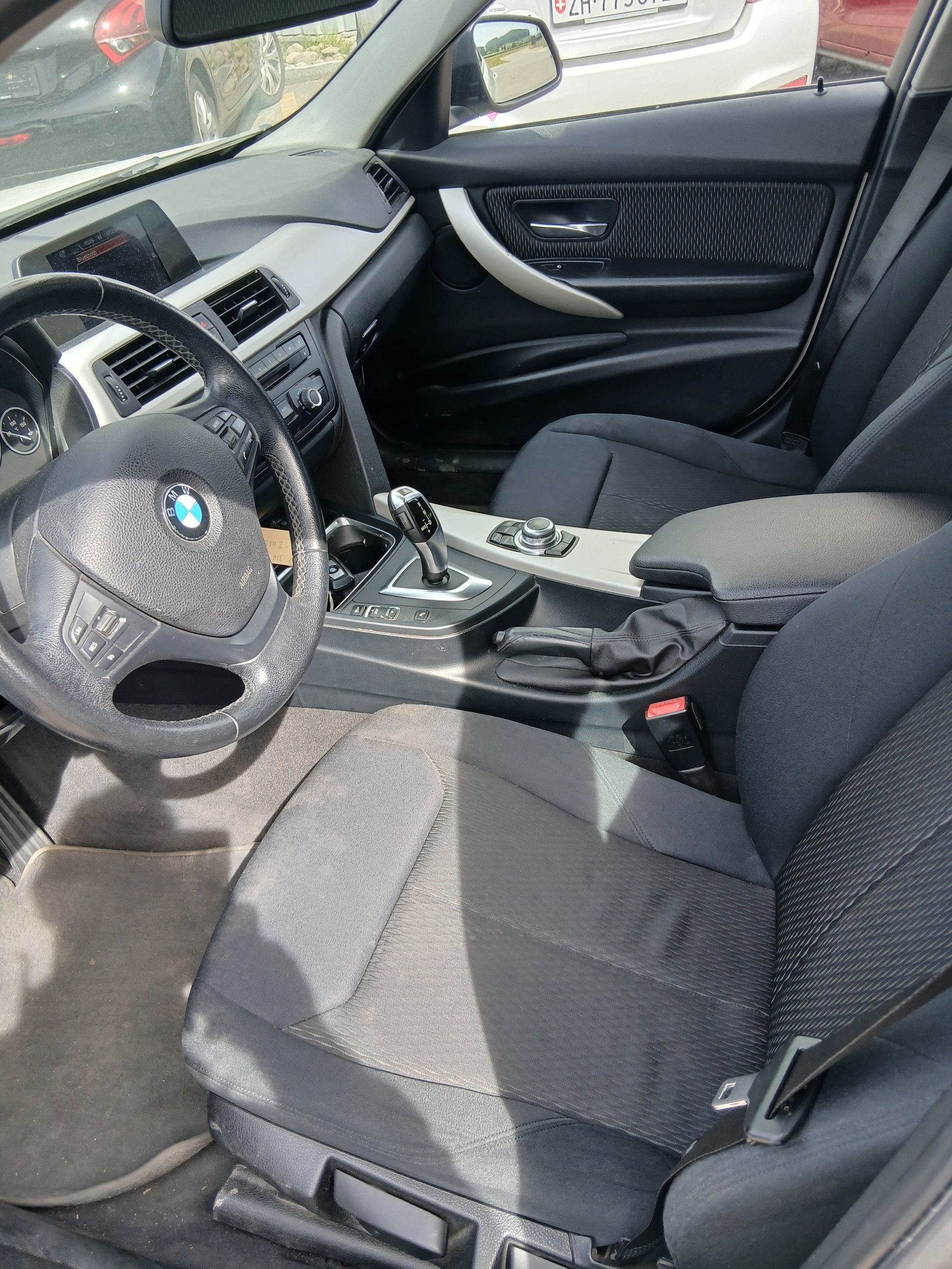 BMW 316d Touring Business Steptronic-image-9