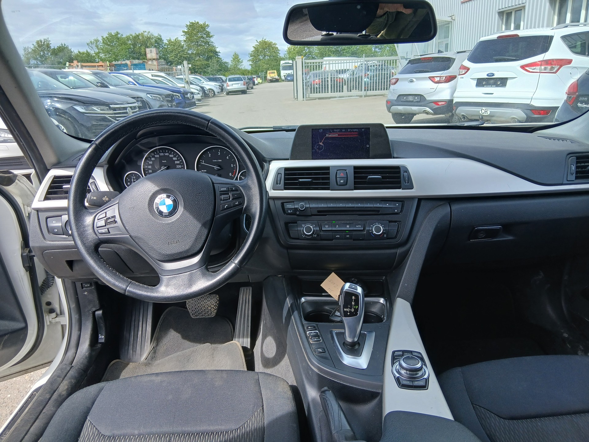 BMW 316d Touring Business Steptronic-image-8