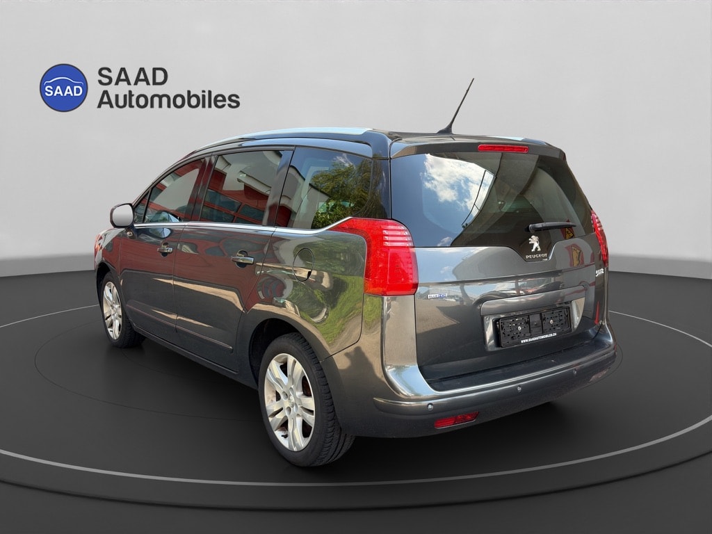 PEUGEOT 5008 1.6 BlueHDi Sensation Tiptronic-image-3