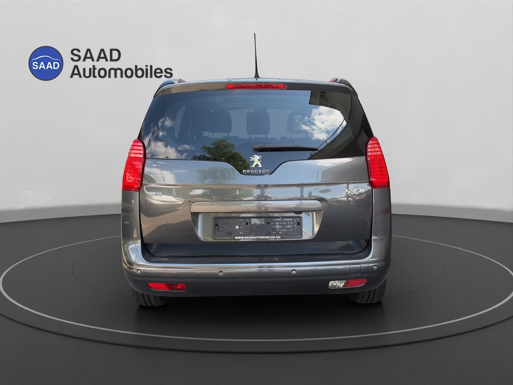 PEUGEOT 5008 1.6 BlueHDi Sensation Tiptronic-image-4