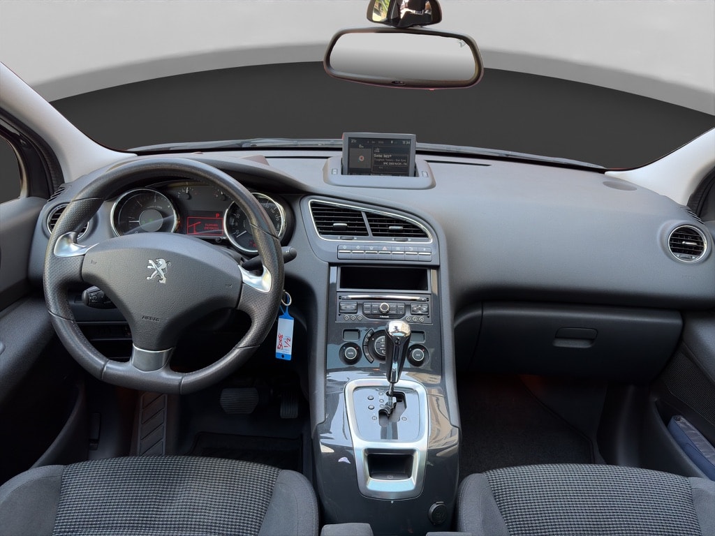 PEUGEOT 5008 1.6 BlueHDi Sensation Tiptronic-image-10