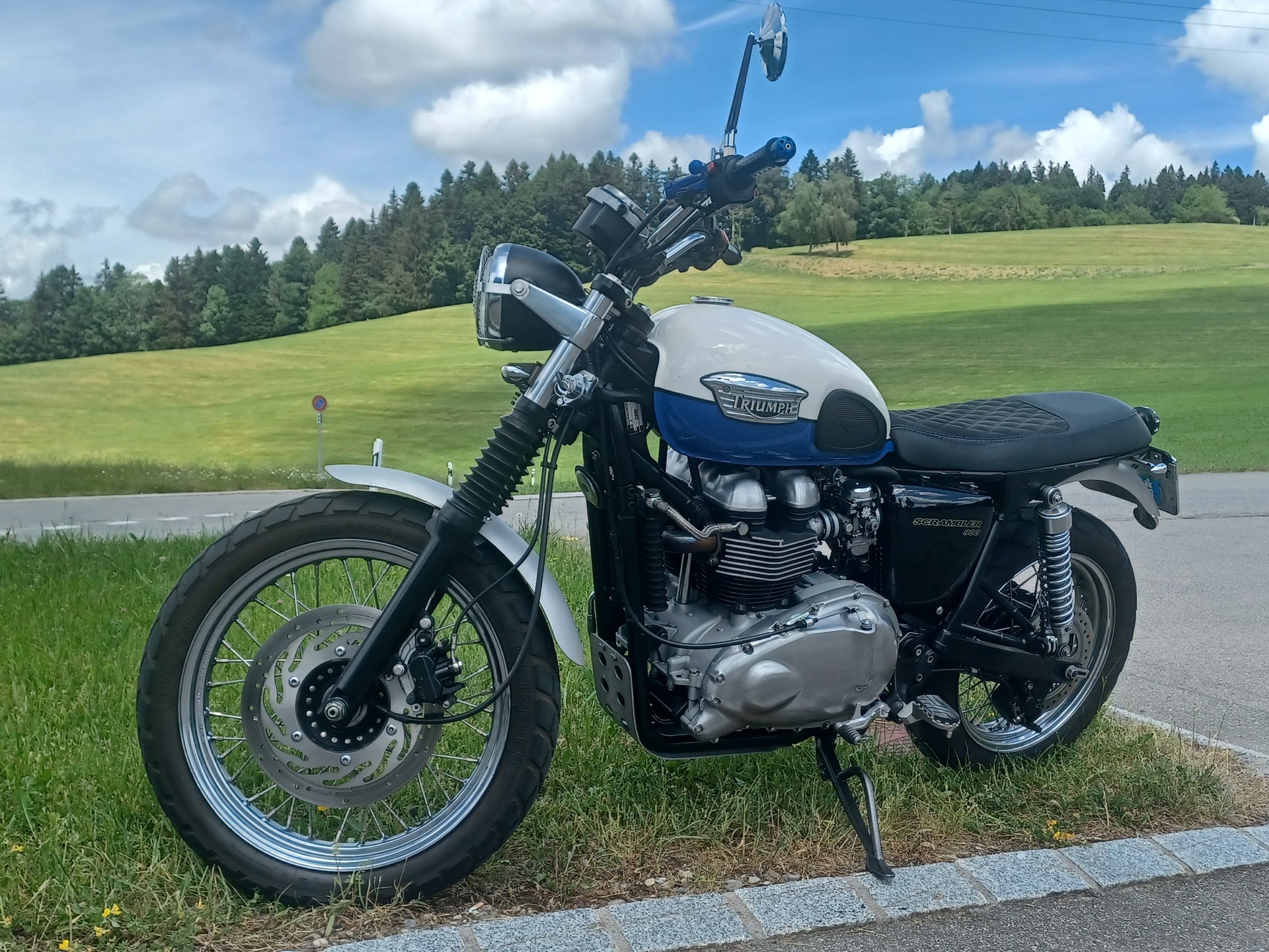 TRIUMPH Scrambler 900-image-1