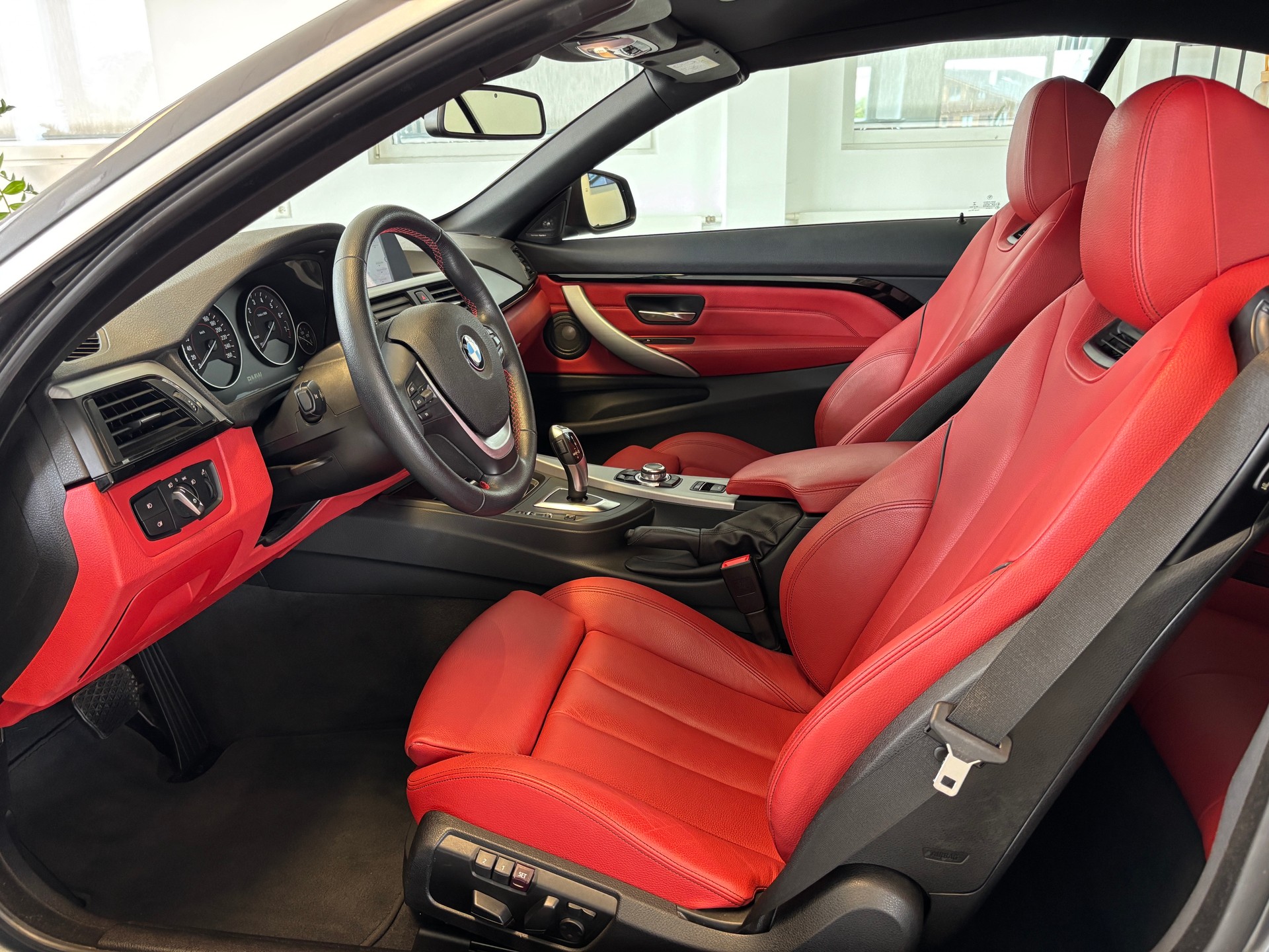 BMW 435i Cabriolet Sport Line Steptronic-image-6
