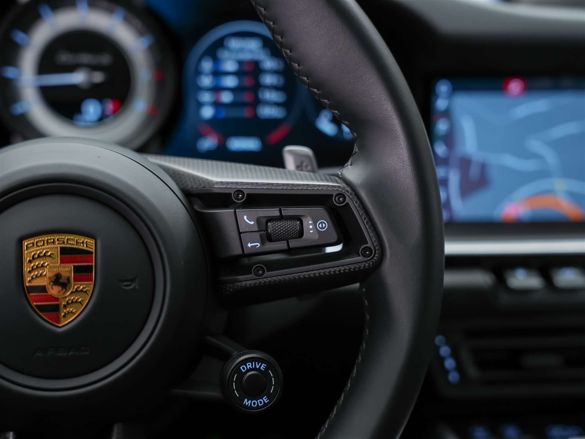 PORSCHE 911 Turbo S PDK *CH Auto*Panorama*Sitzlüftung*Burmester*-image-33