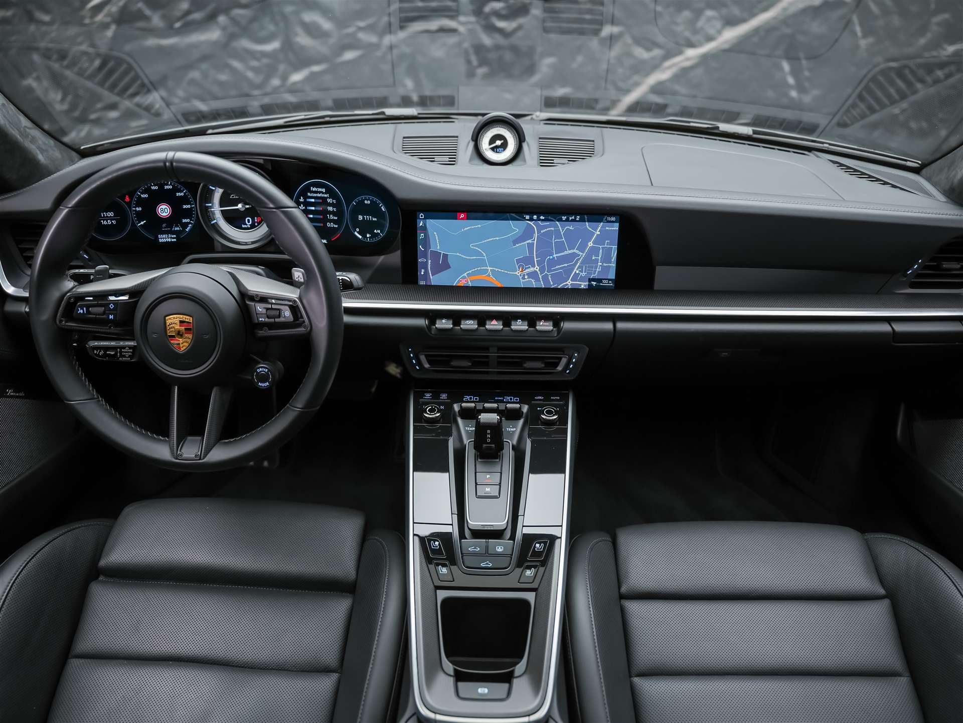 PORSCHE 911 Turbo S PDK *CH Auto*Panorama*Sitzlüftung*Burmester*-image-19