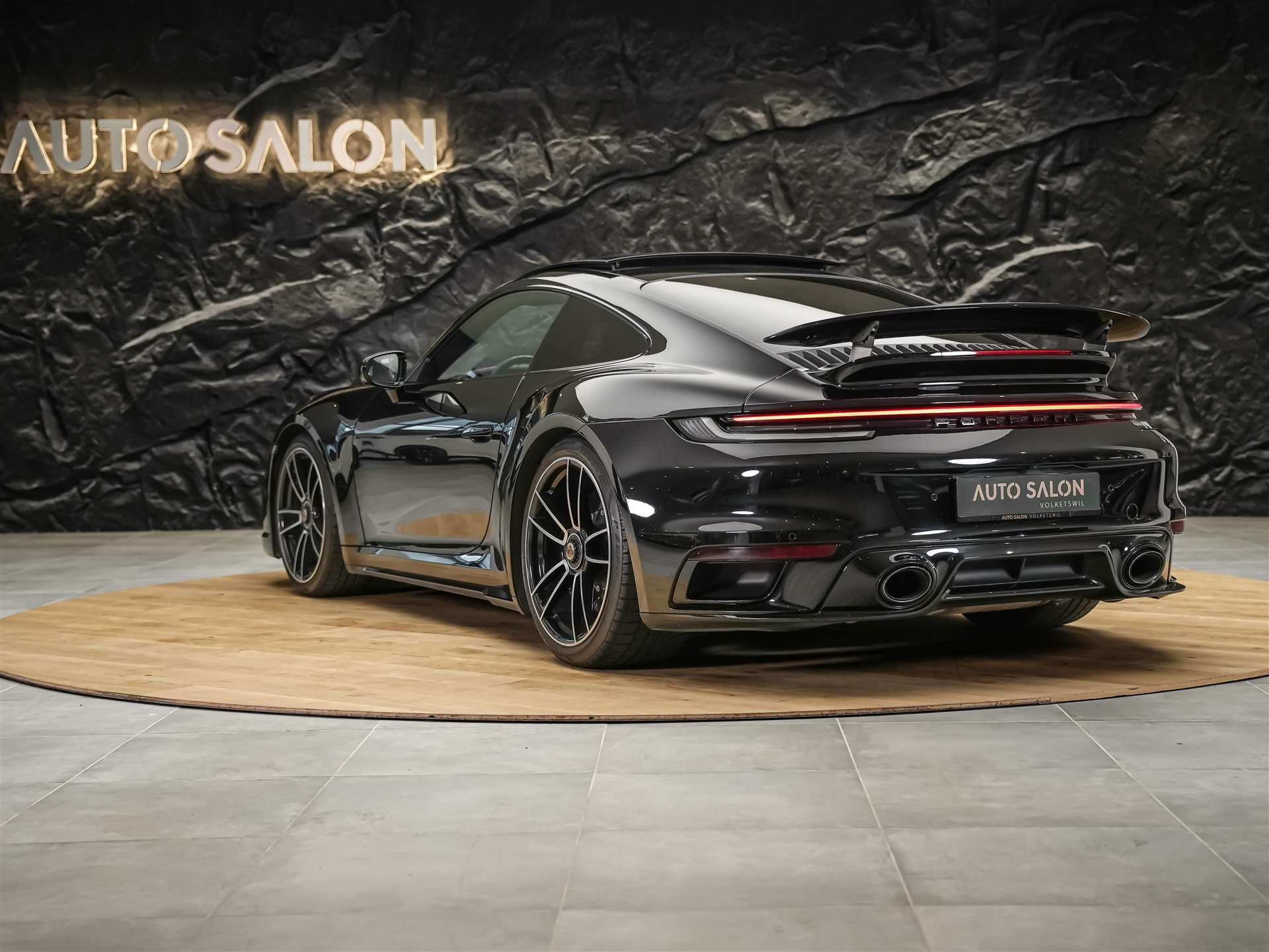 PORSCHE 911 Turbo S PDK *CH Auto*Panorama*Sitzlüftung*Burmester*-showroom-element-3
