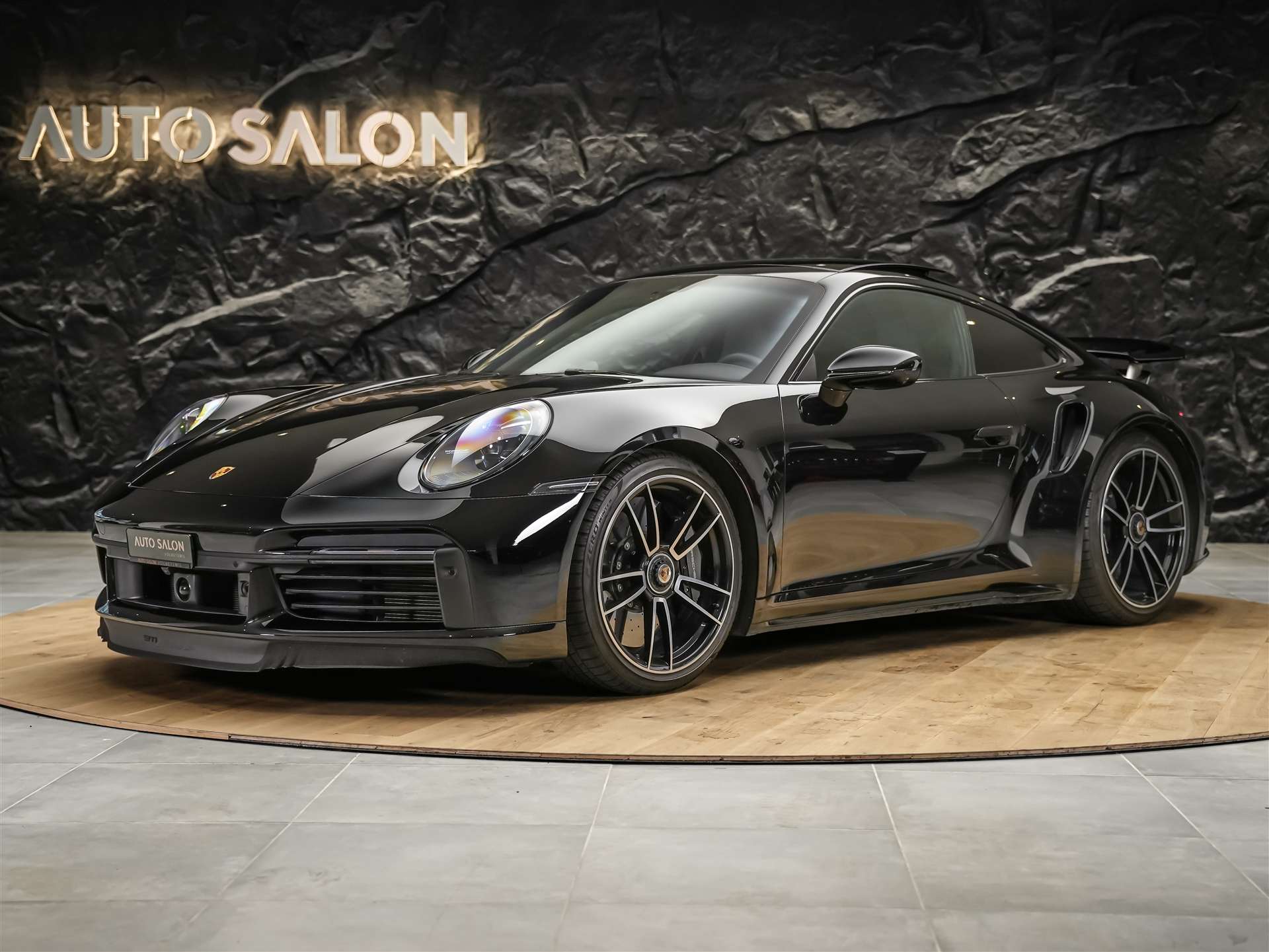 PORSCHE 911 Turbo S PDK *CH Auto*Panorama*Sitzlüftung*Burmester*-showroom-element-1