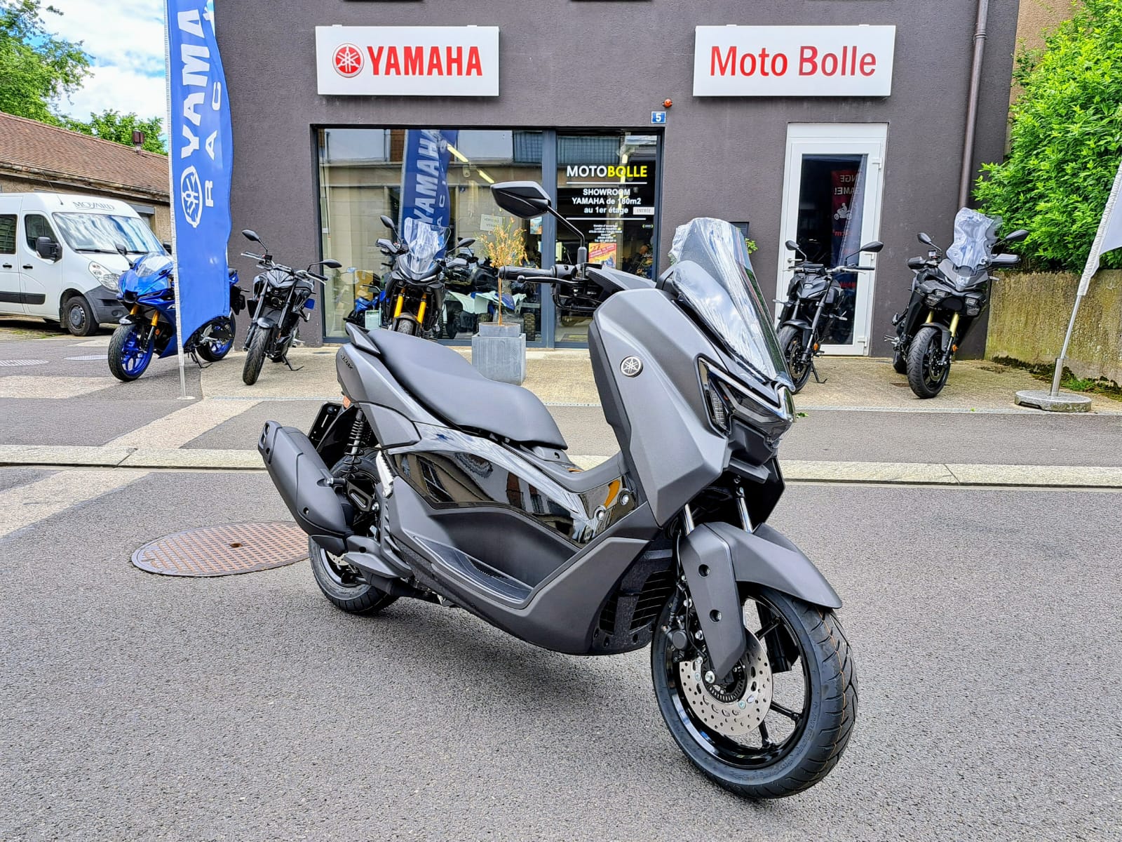 YAMAHA N-Max GPD 125-image-1