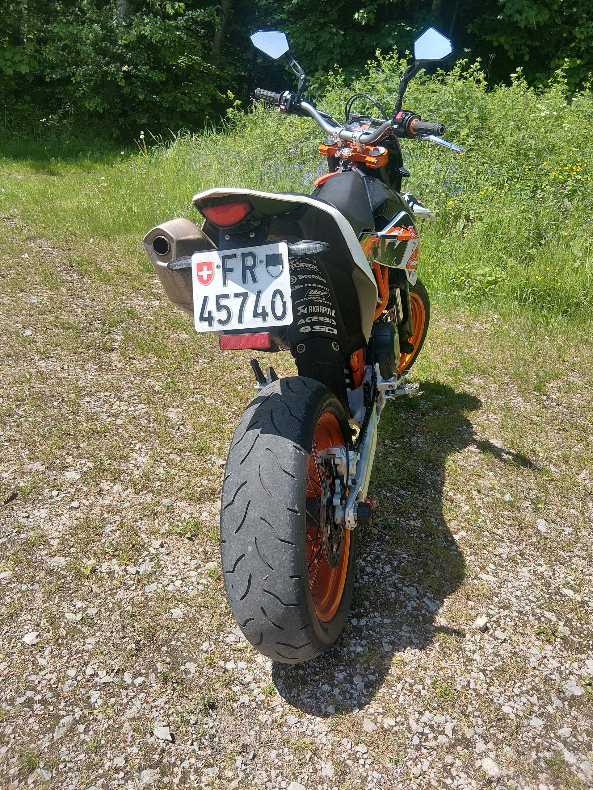 KTM 690 SMC R-image-1