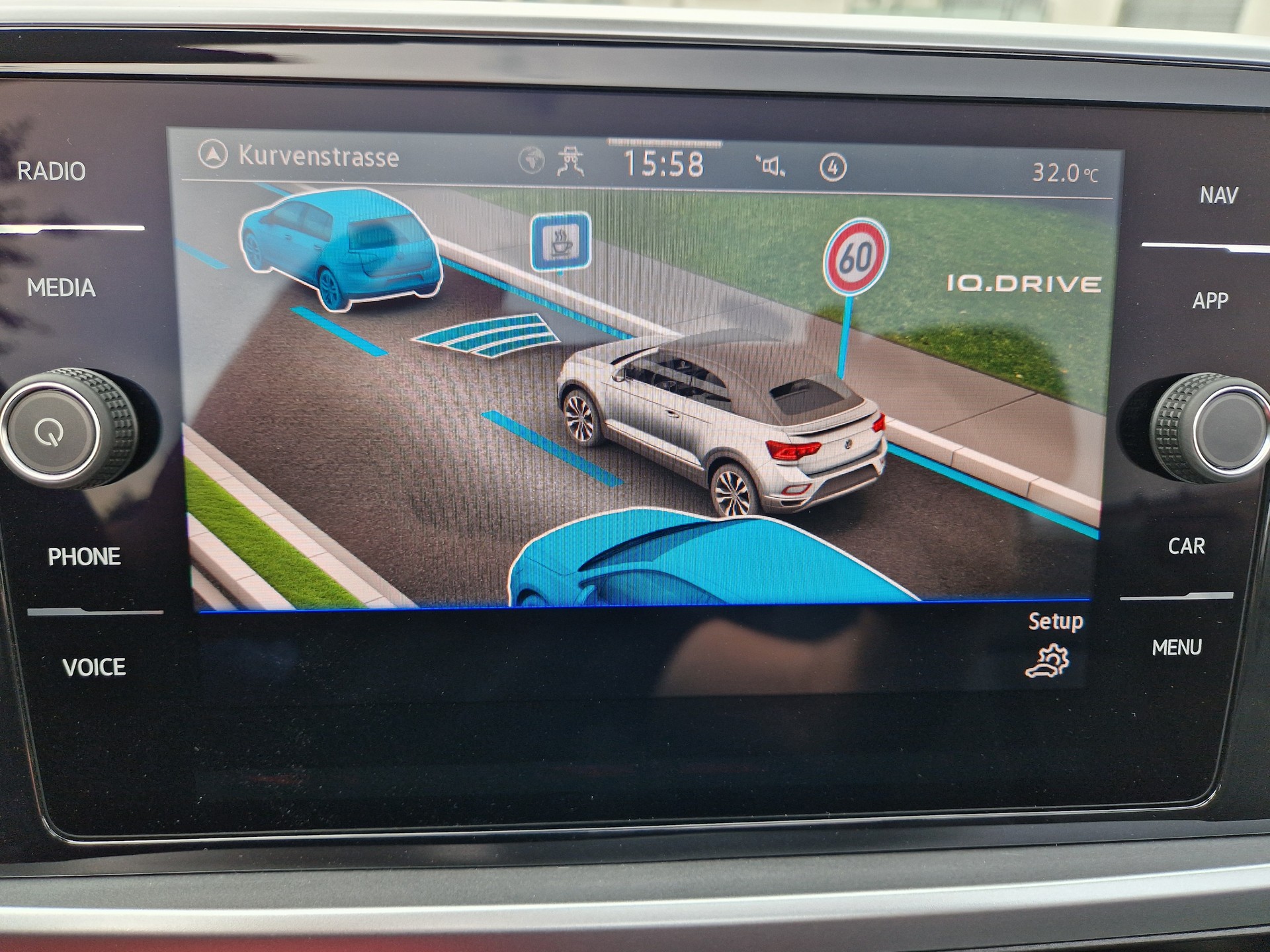VW T-Roc Cabriolet 1.5 TSI EVO Style DSG-image-13