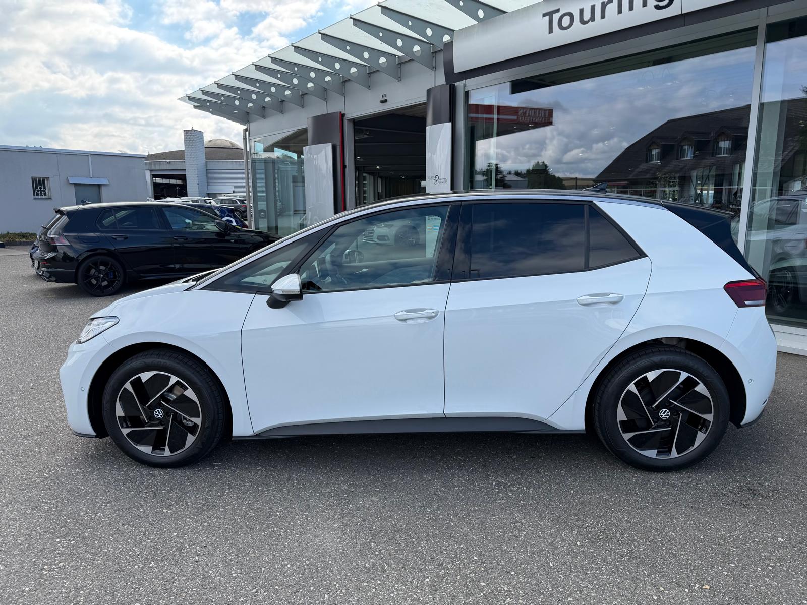 VW ID.3 Pro 59 kWh Pro United-showroom-element-1