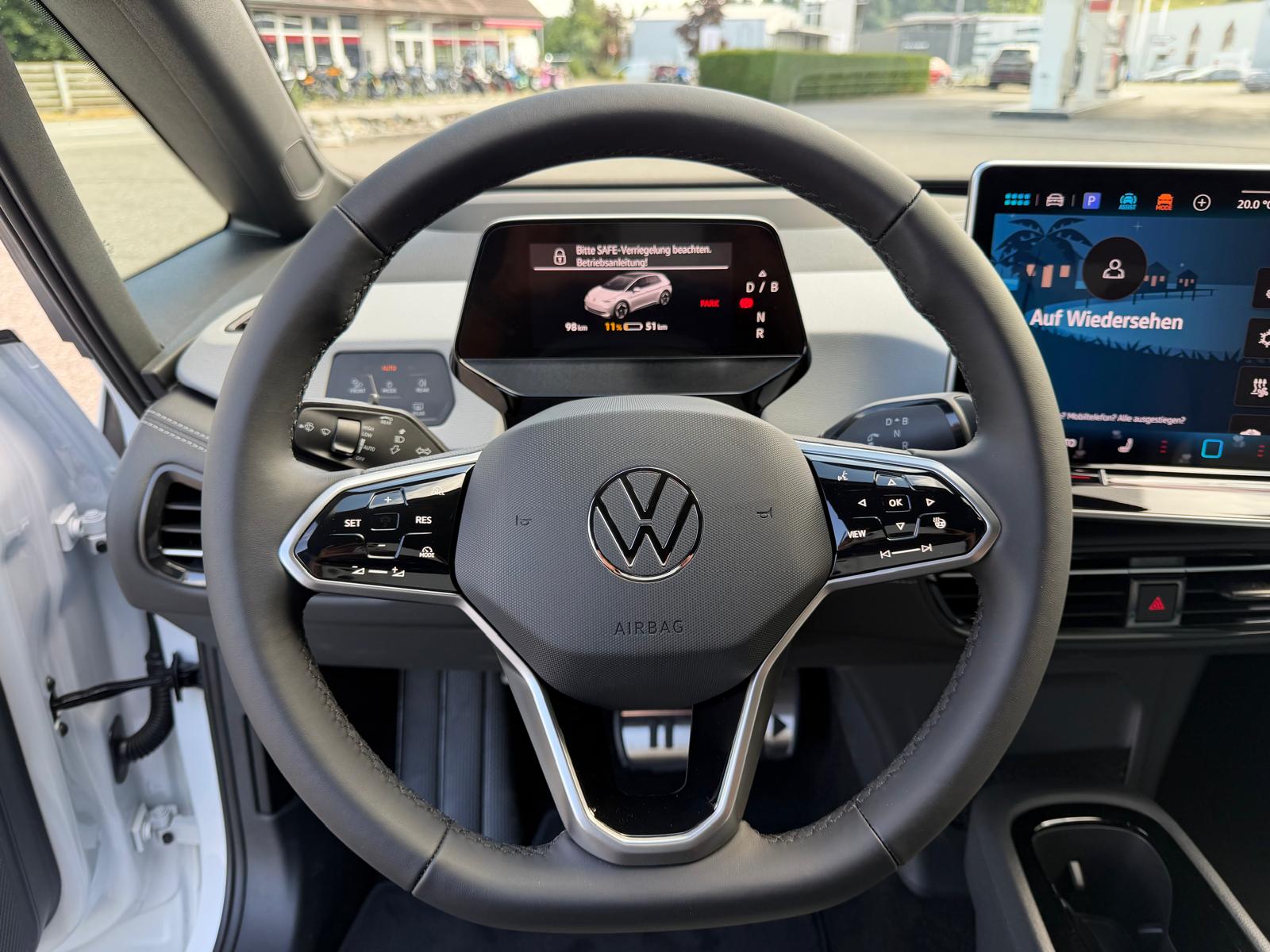 VW ID.3 Pro 59 kWh Pro United-image-17