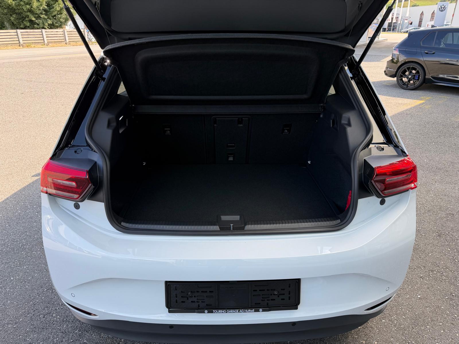 VW ID.3 Pro 59 kWh Pro United-image-26