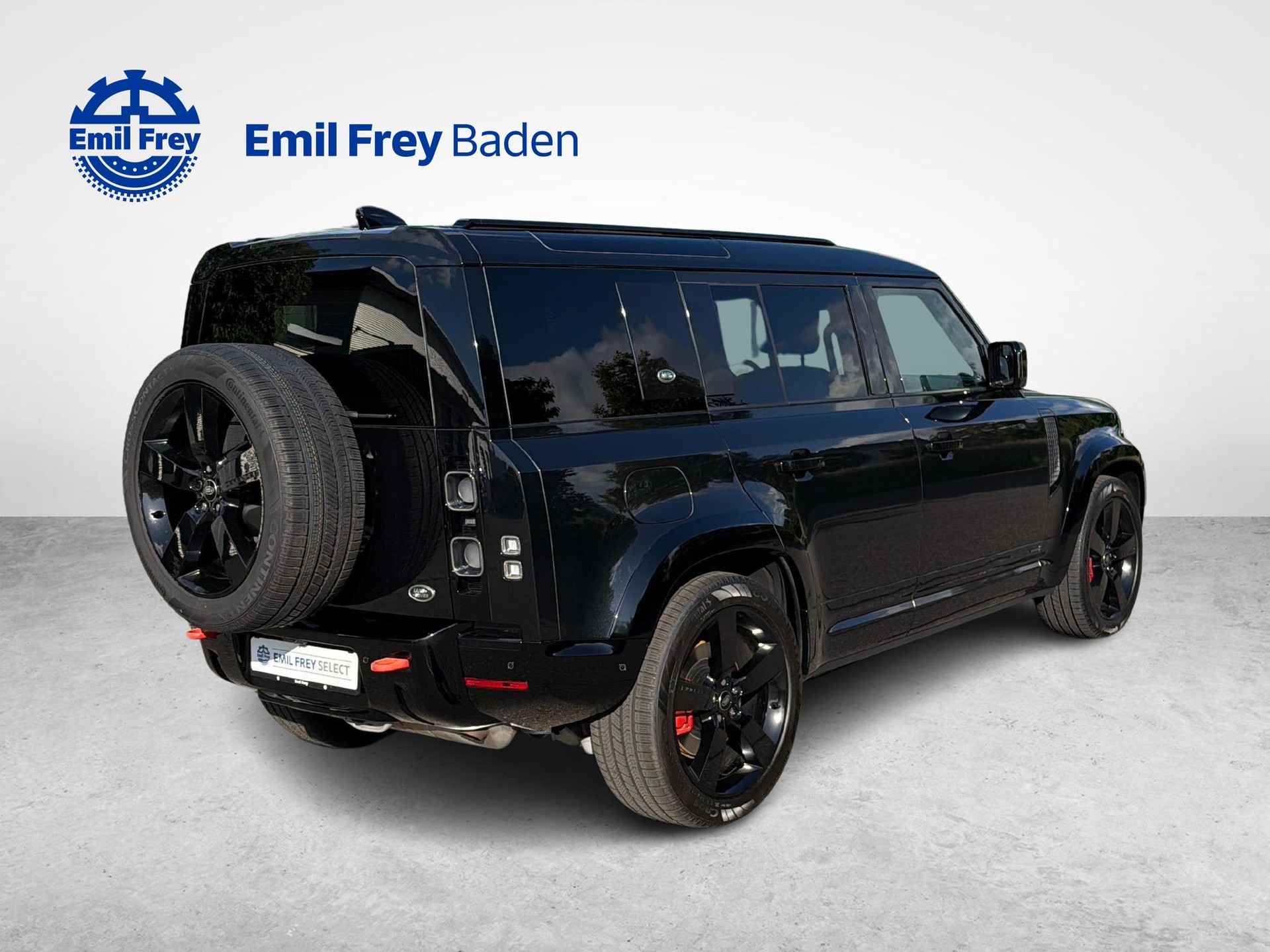 LAND ROVER Defender 110 3.0 I6 X mit Standheizung und Anhängerkupplung-image-4