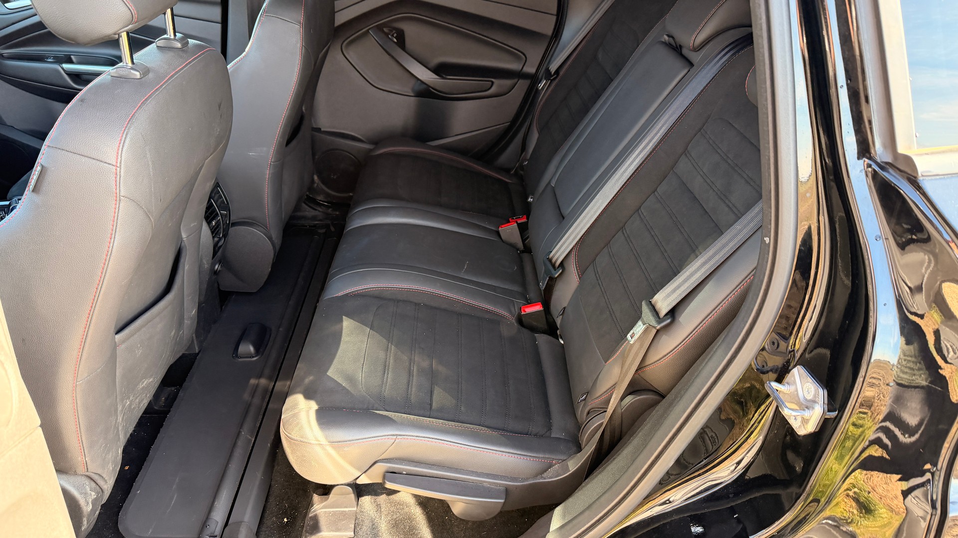 FORD Kuga 2.0 TDCi Trend+ 4WD PowerShift-image-9
