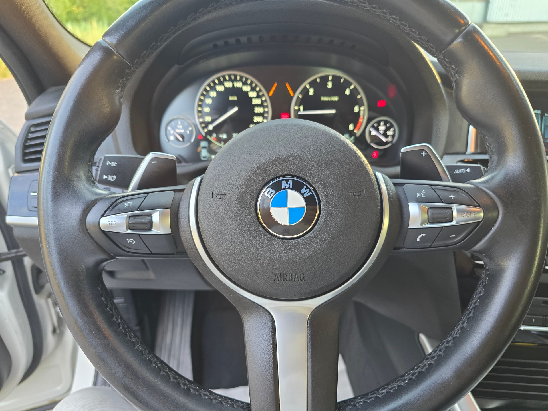 BMW X4 xDrive 20d xLine Steptronic-image-18